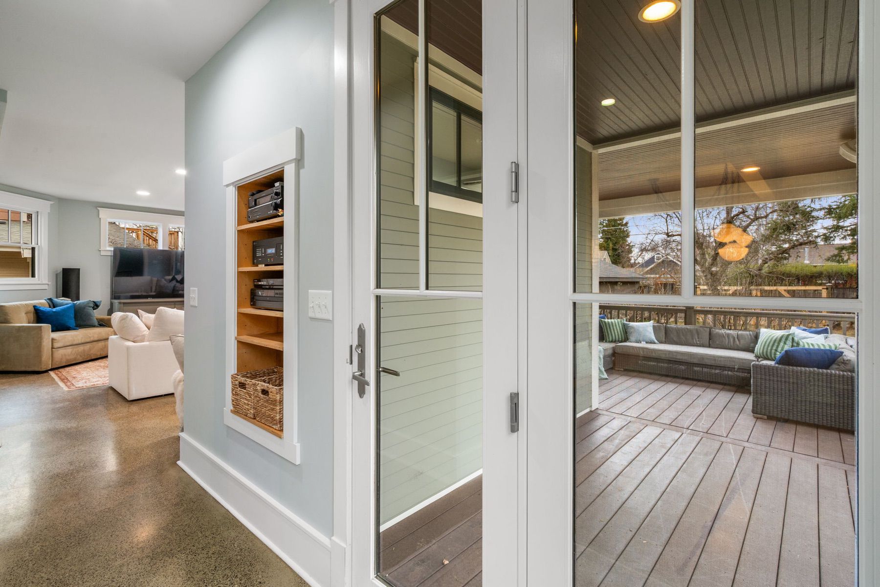 810 S Willson Avenue