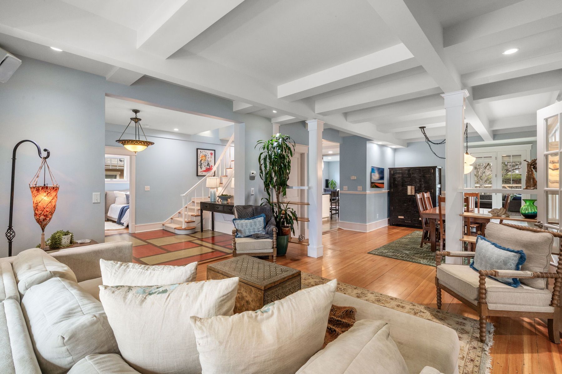 810 S Willson Avenue