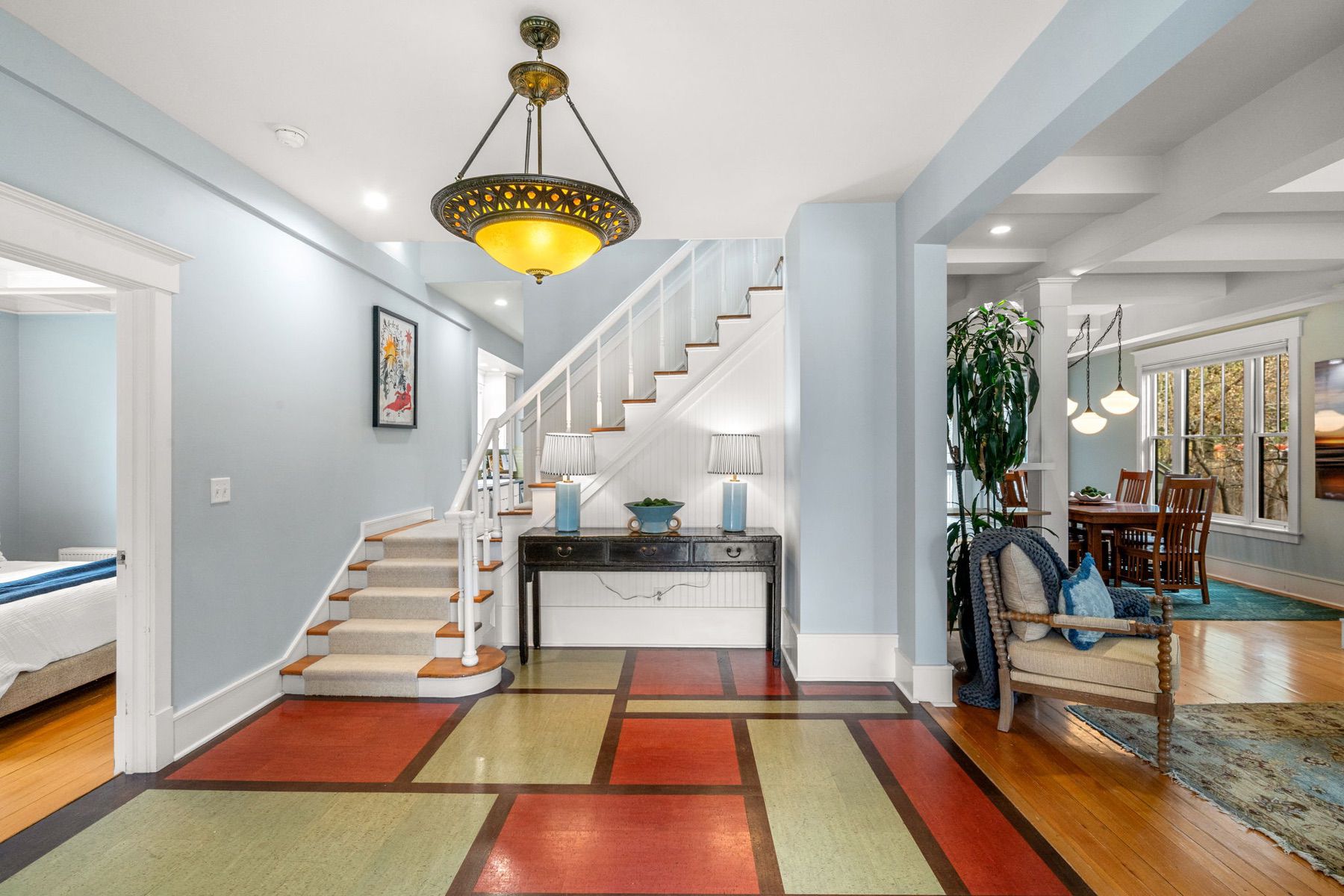 810 S Willson Avenue