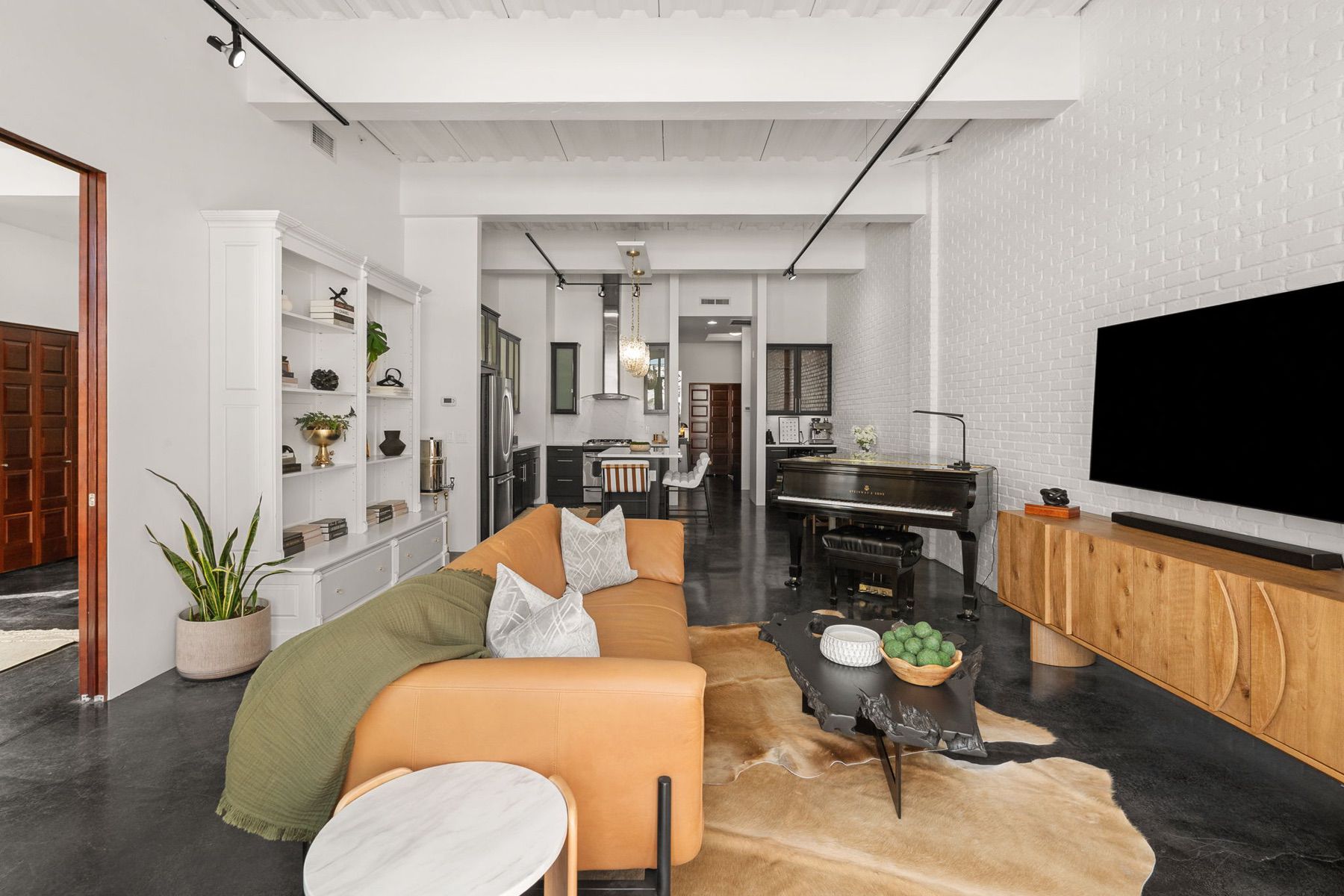 150 Village Crossing Way , 1J