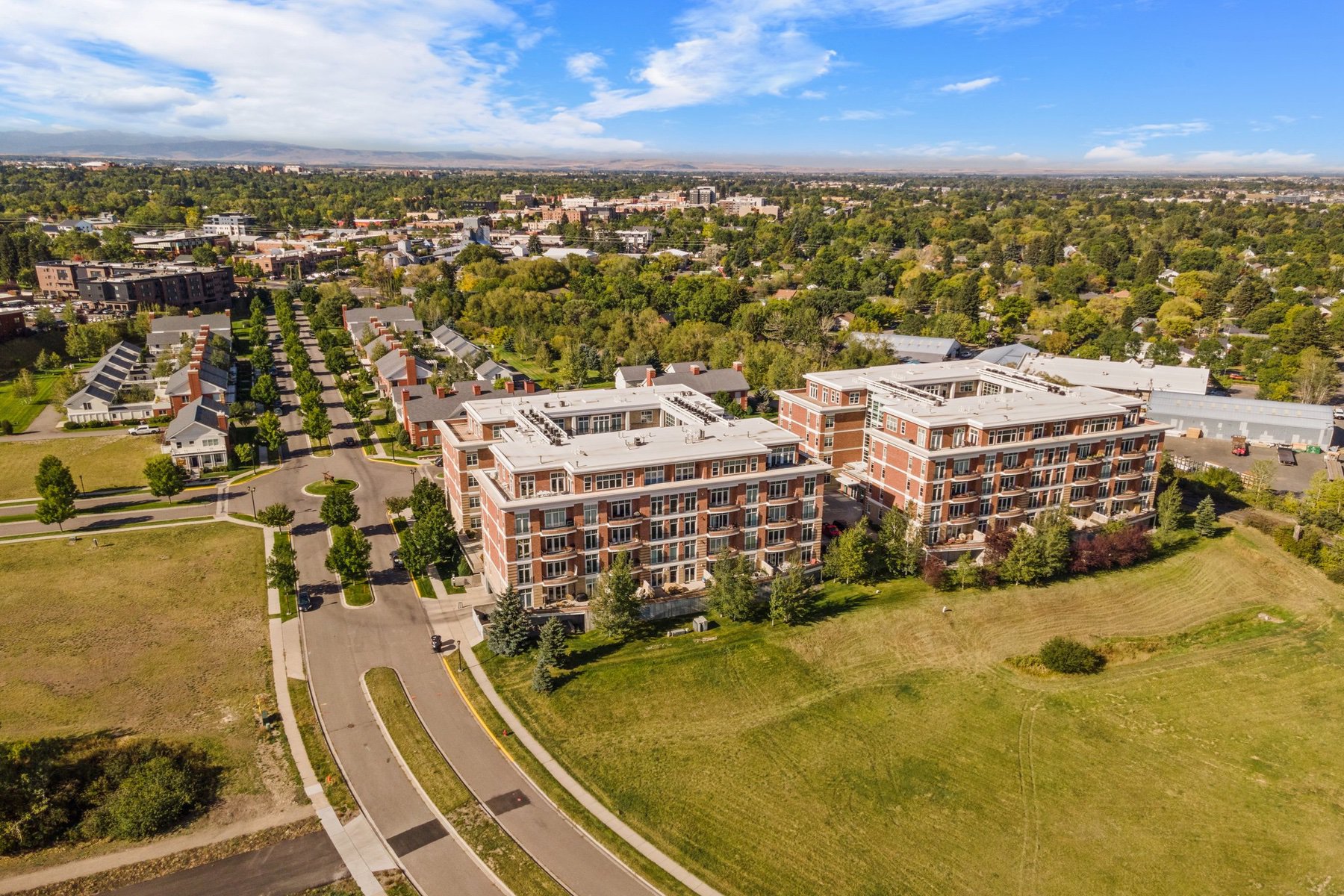 150 Village Crossing Way , 1J