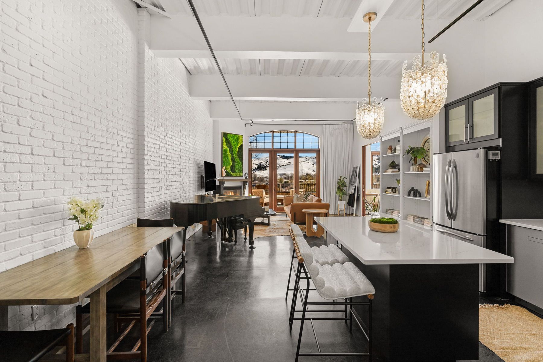 150 Village Crossing Way , 1J