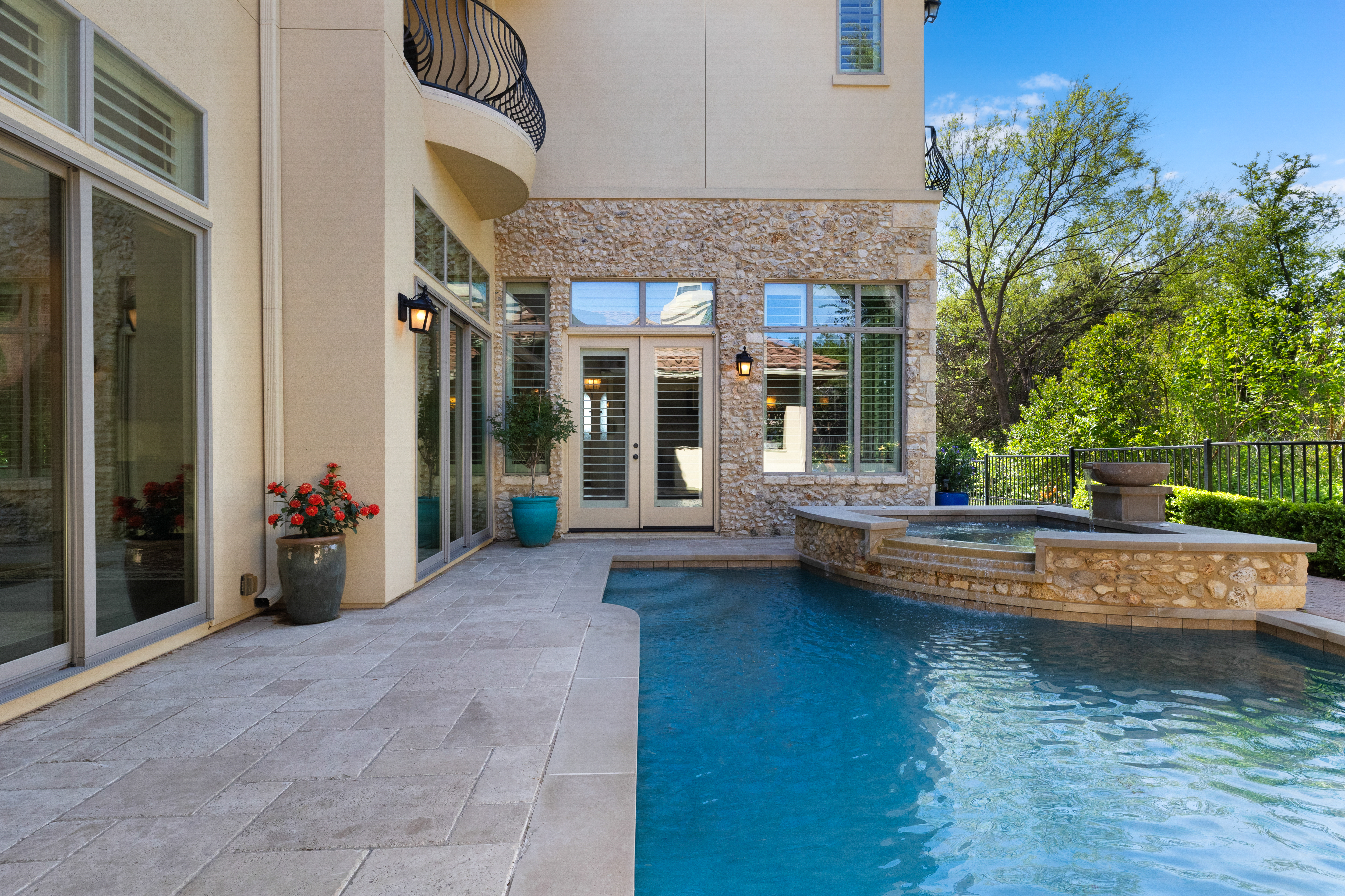 224 Neville Wood Court 