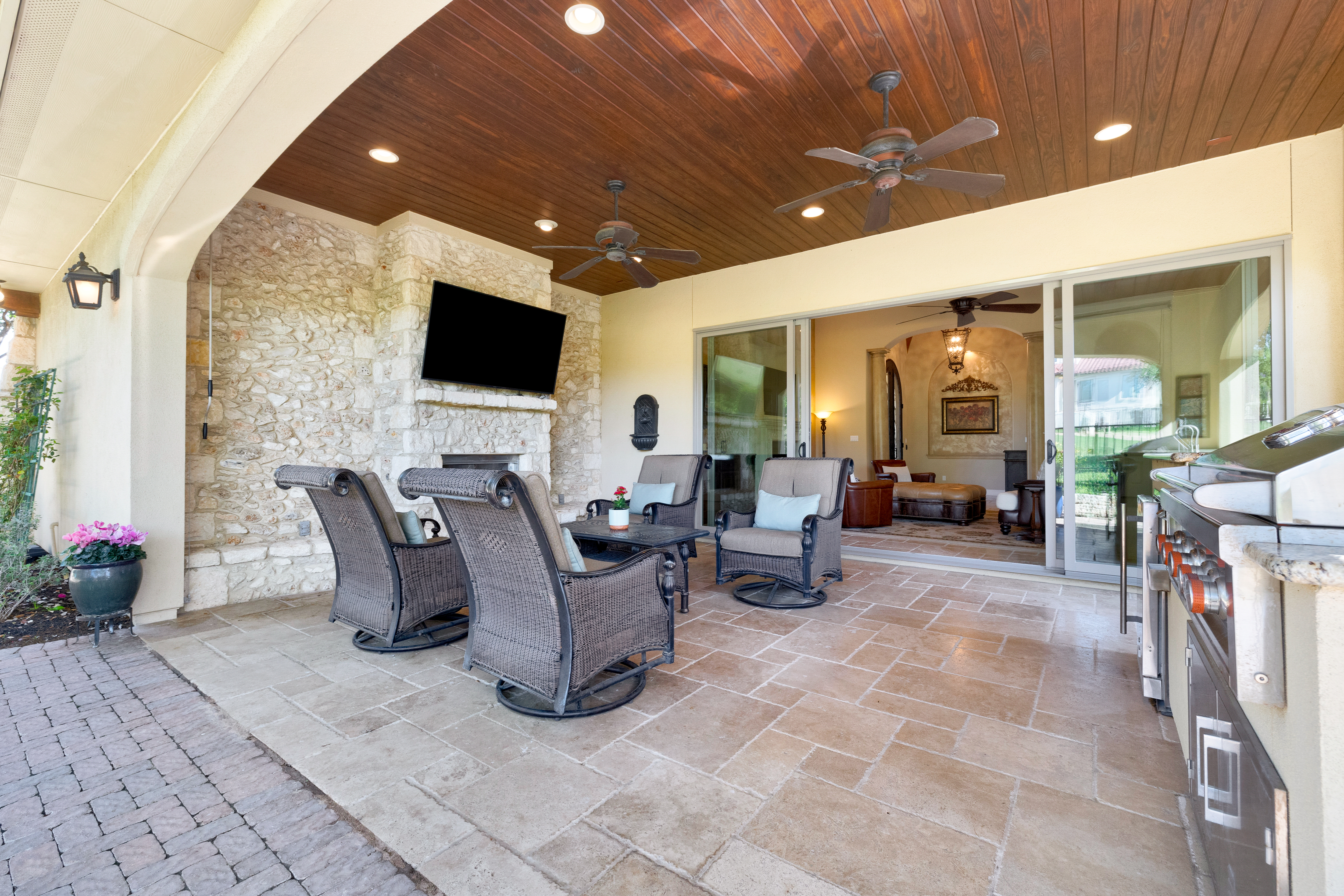 224 Neville Wood Court 