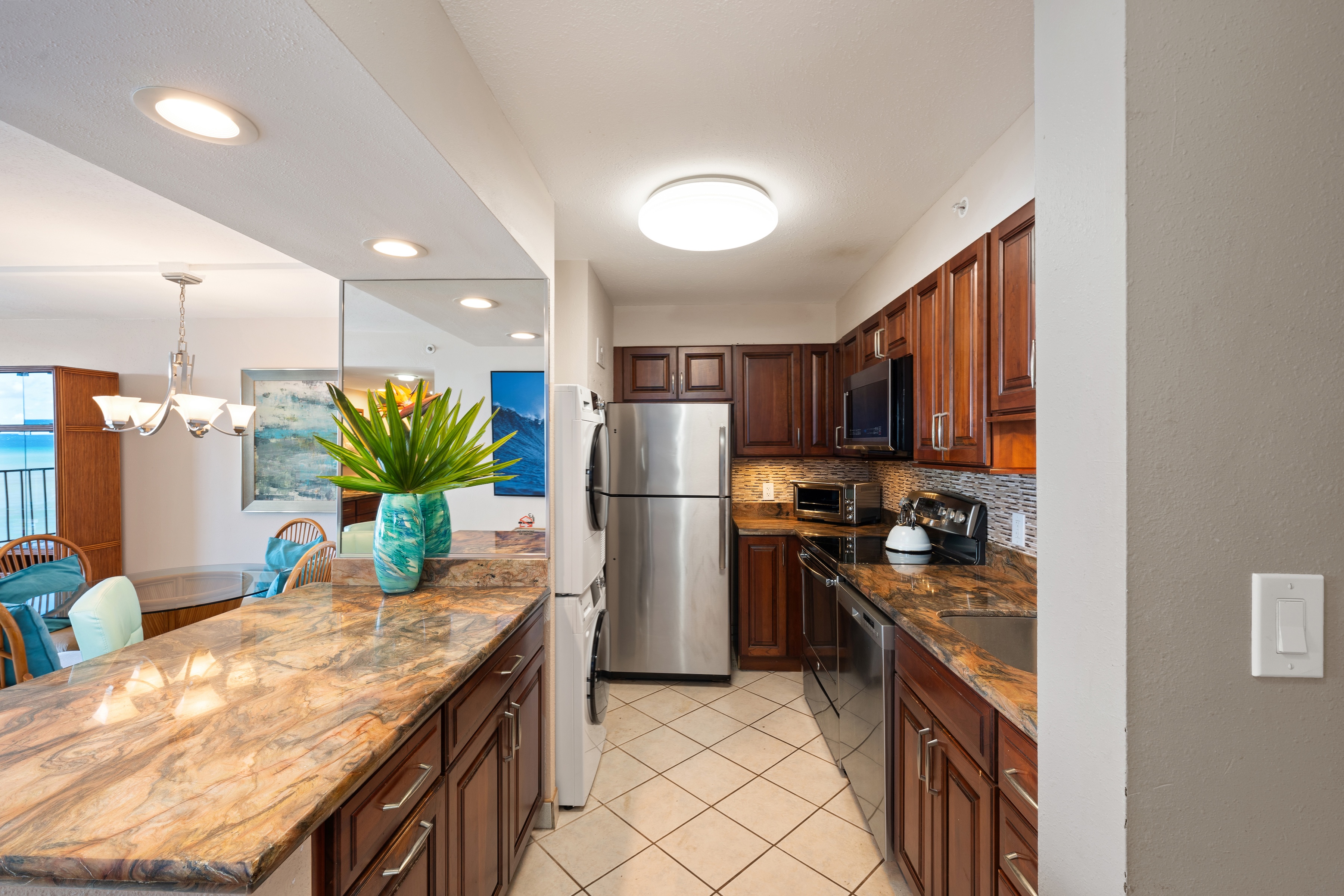 Valley Isle #309 4327 Lower Honoapiilani Rd.