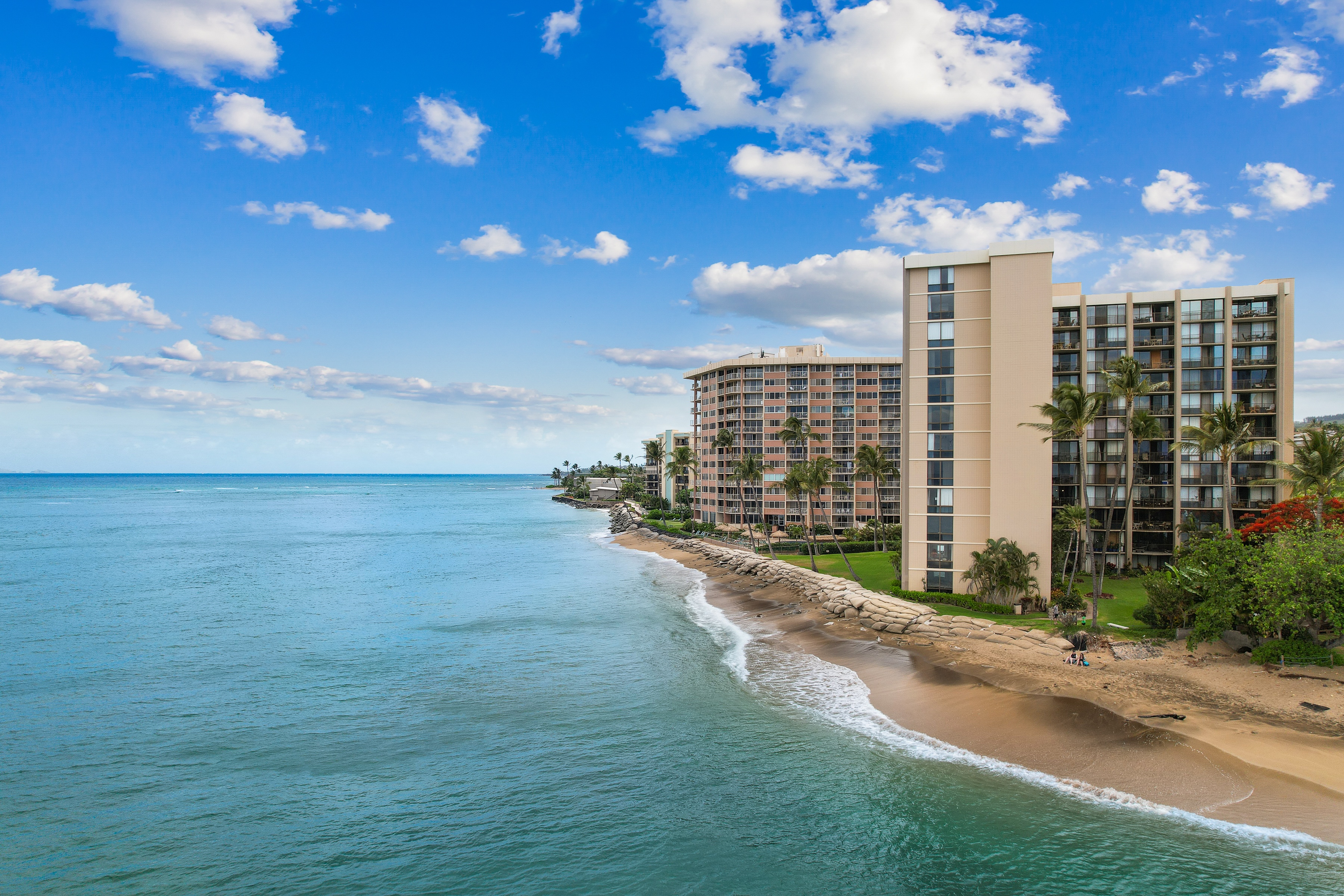 Valley Isle #309 4327 Lower Honoapiilani Rd.