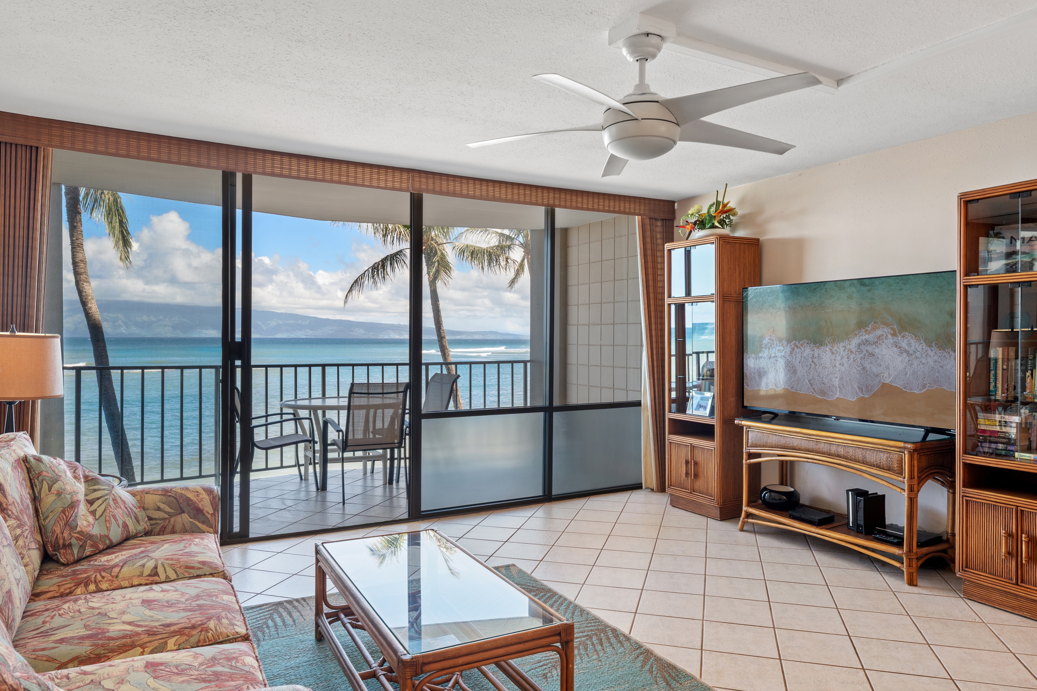 Valley Isle #309 4327 Lower Honoapiilani Rd.