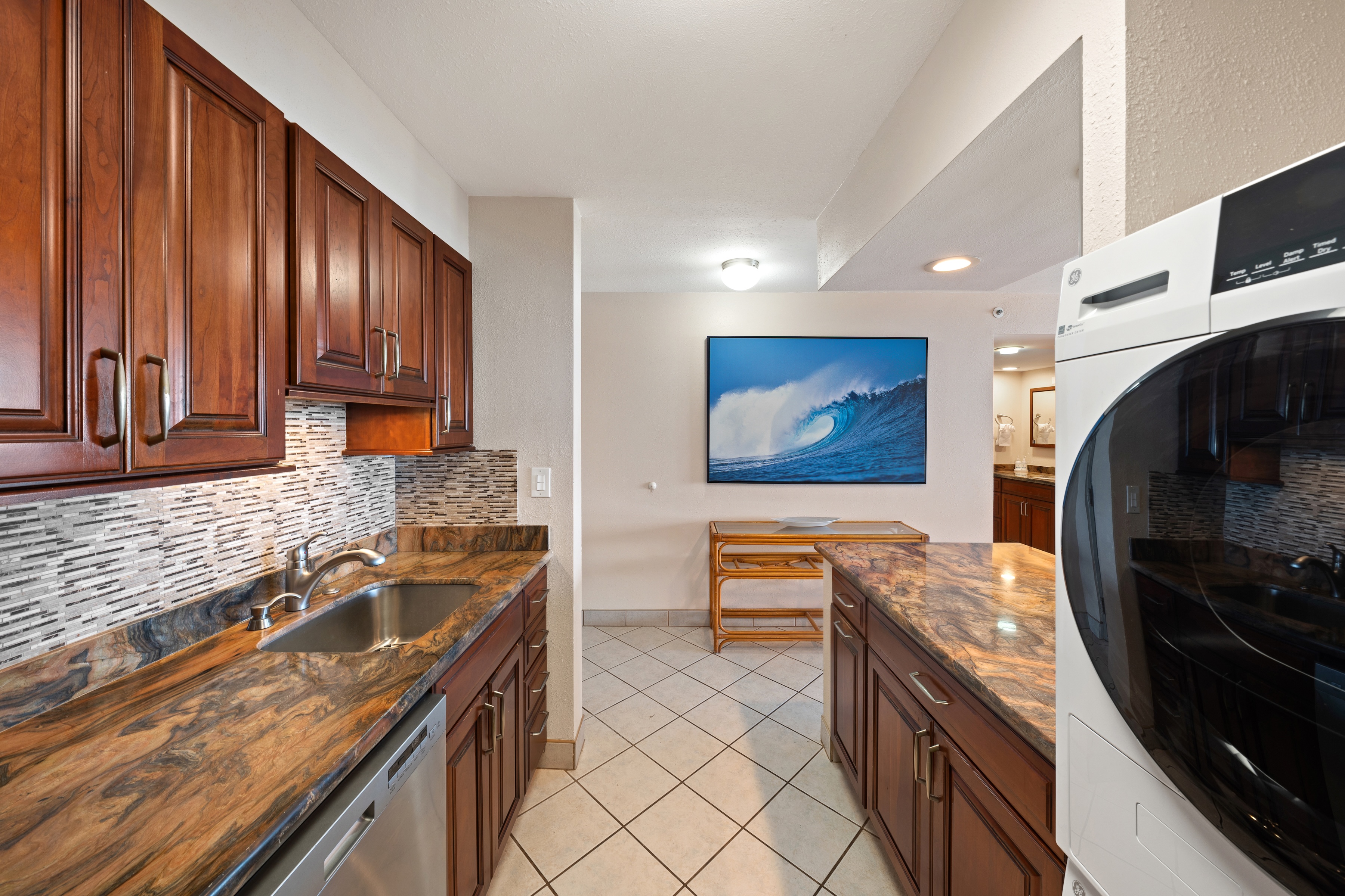 Valley Isle #309 4327 Lower Honoapiilani Rd.