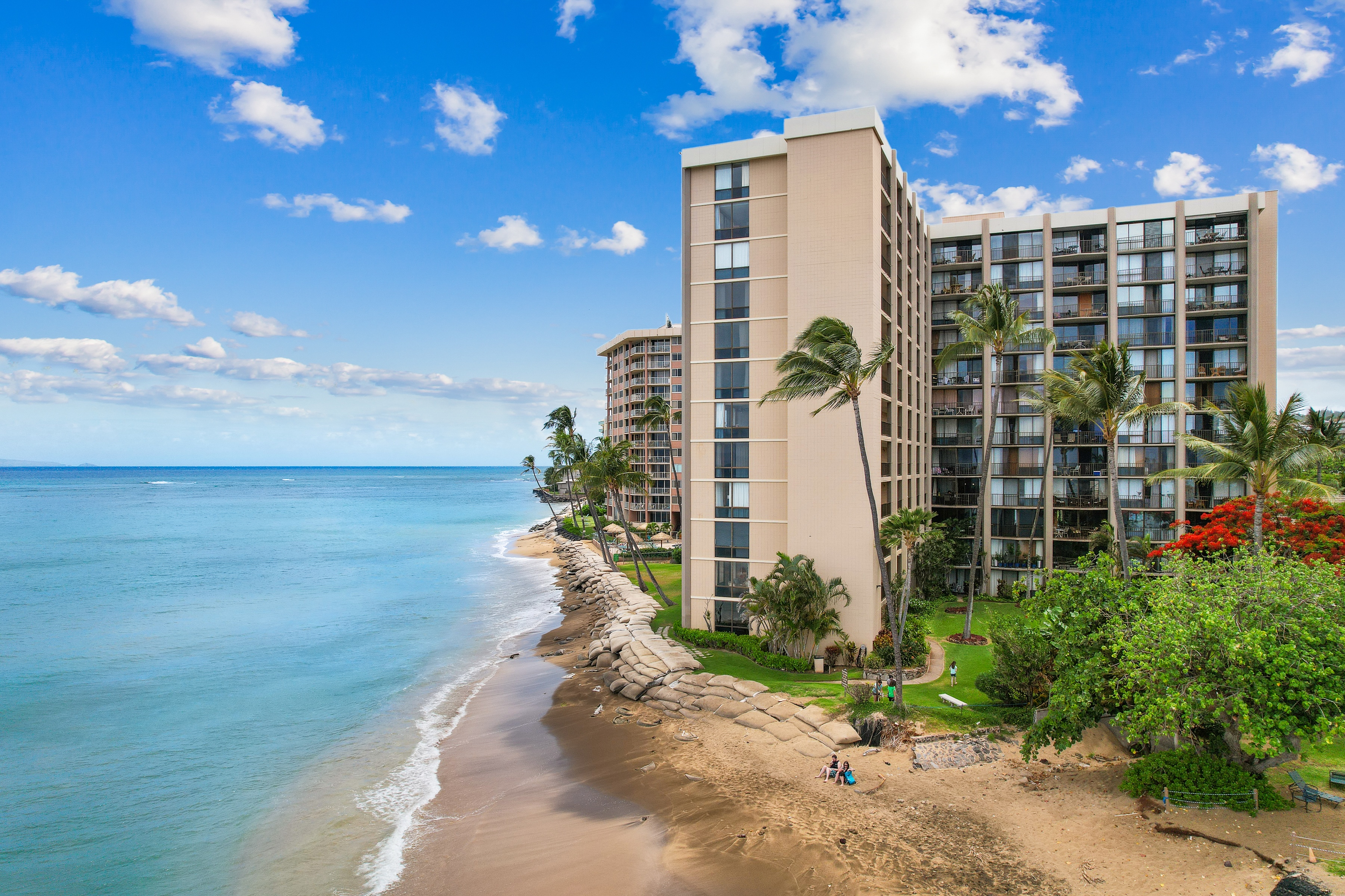 Valley Isle #309 4327 Lower Honoapiilani Rd.