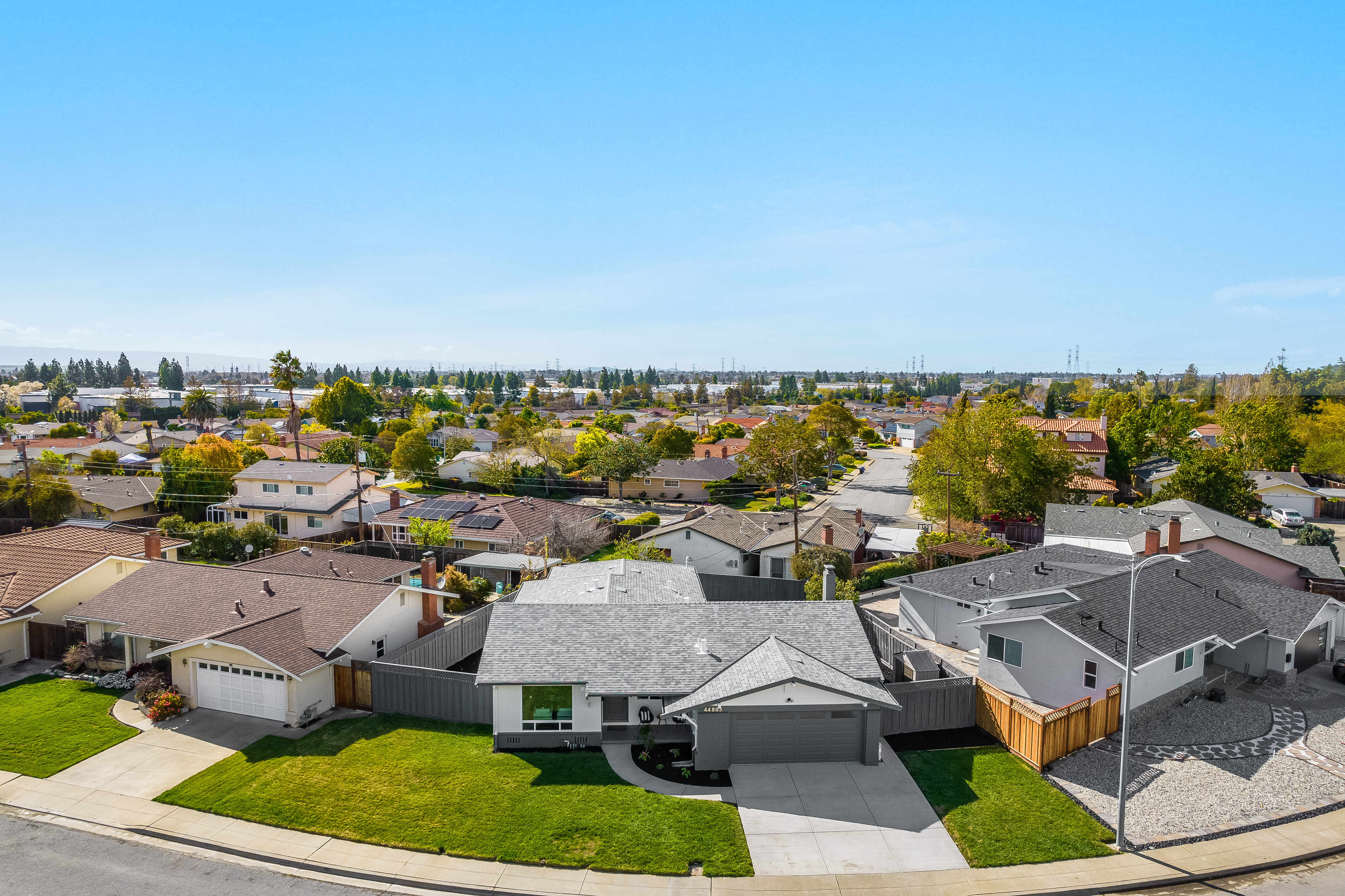44803 Winding Lane 