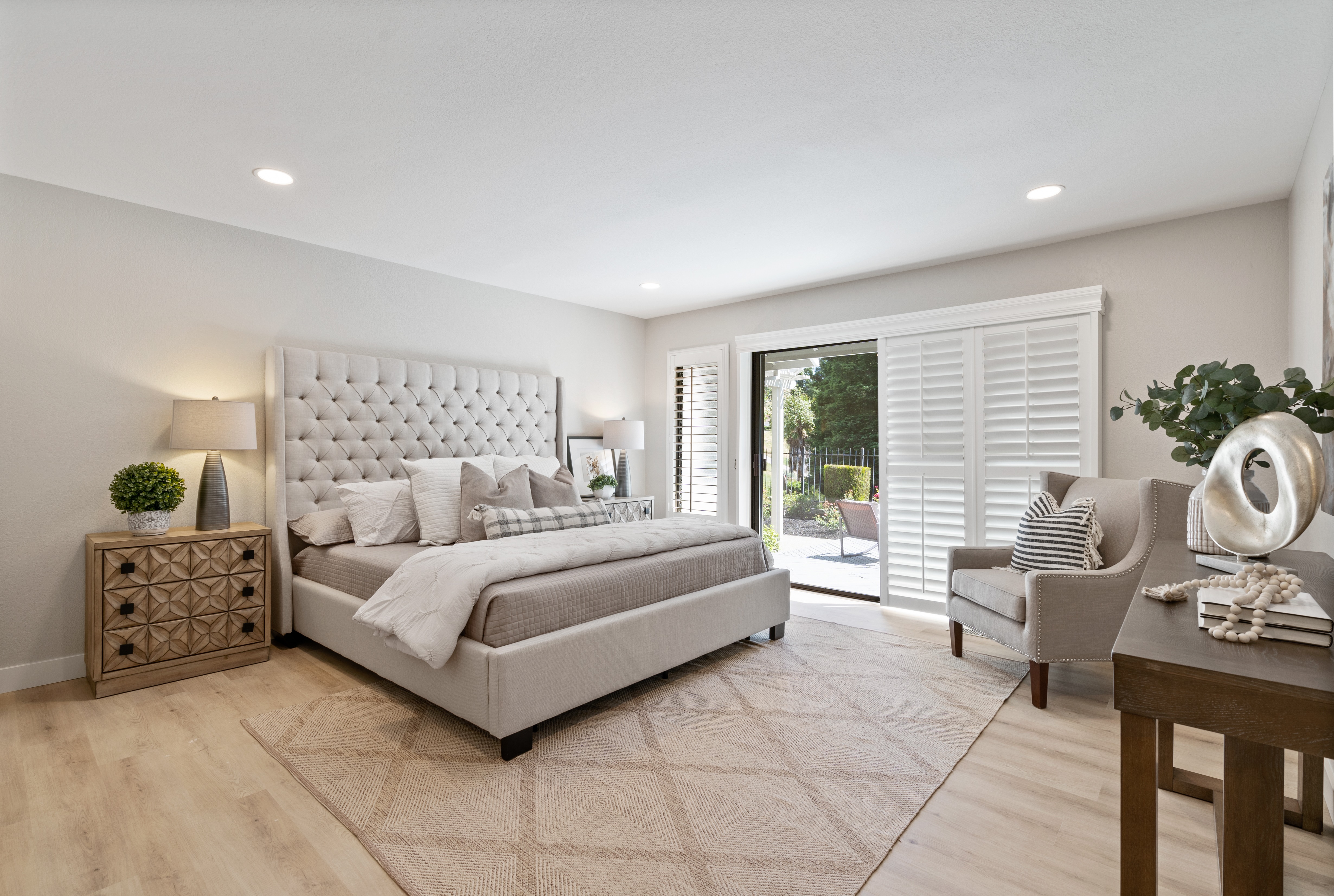 829 Redwood Drive 