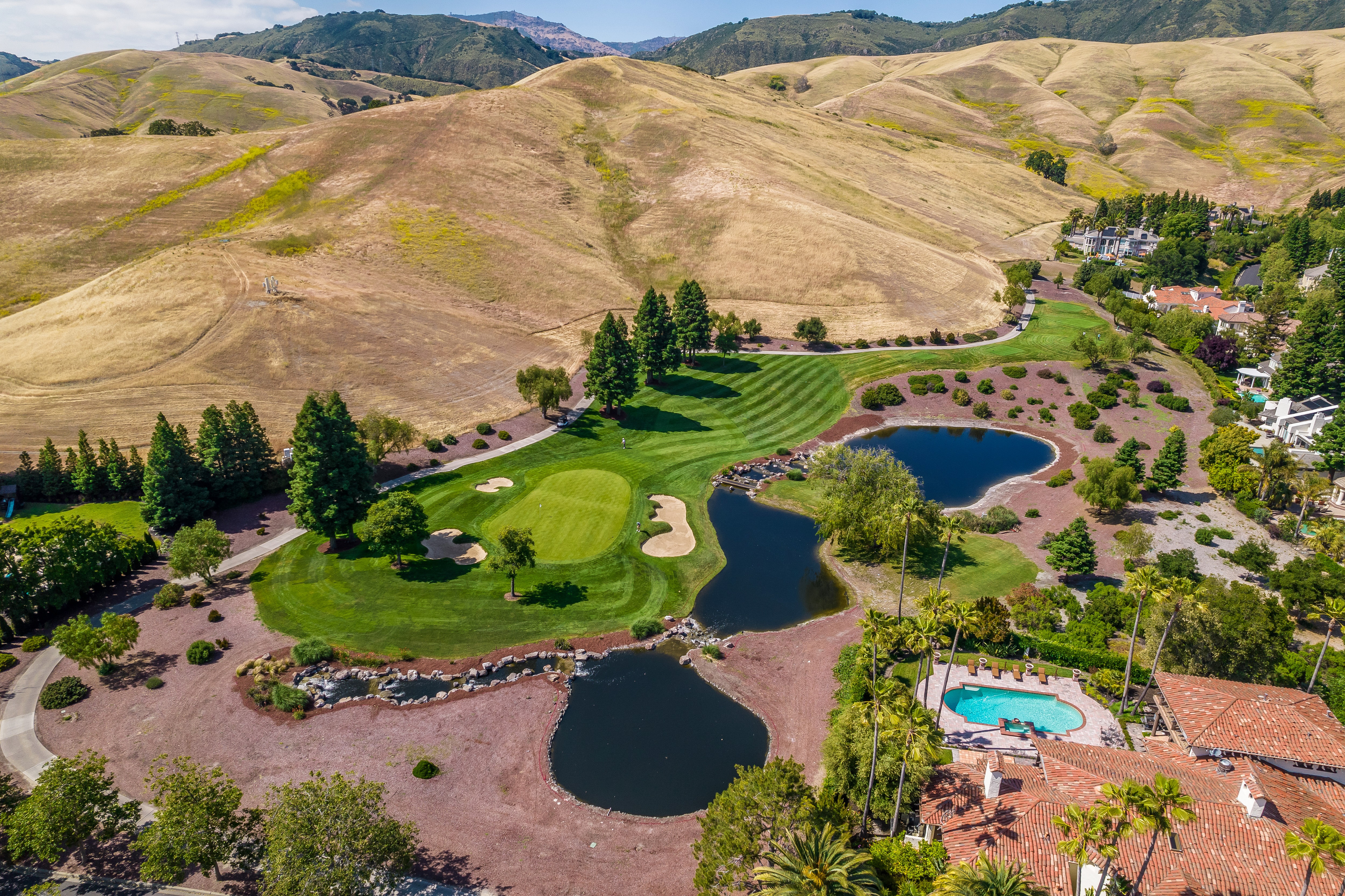 829 Redwood Drive 