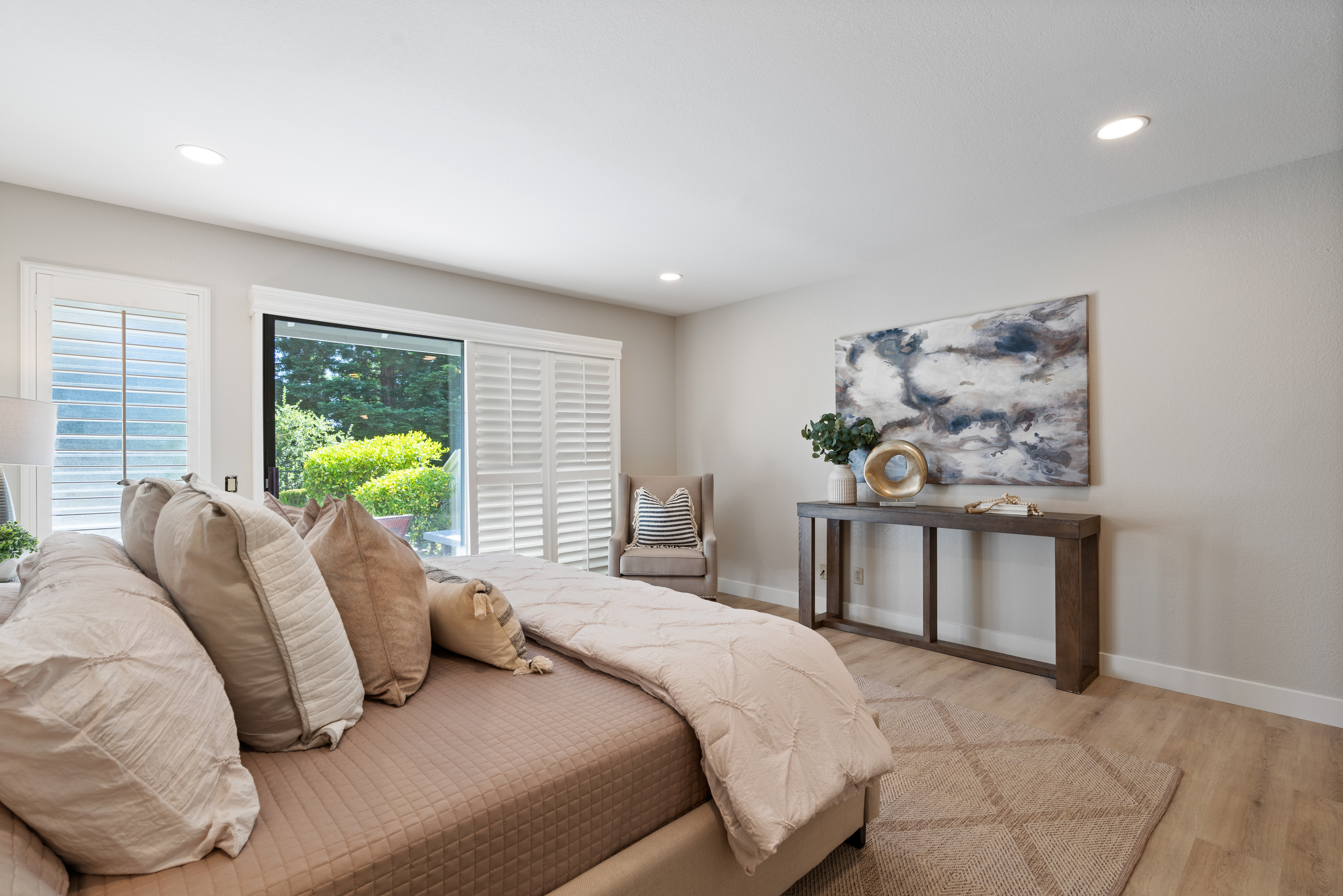 829 Redwood Drive 