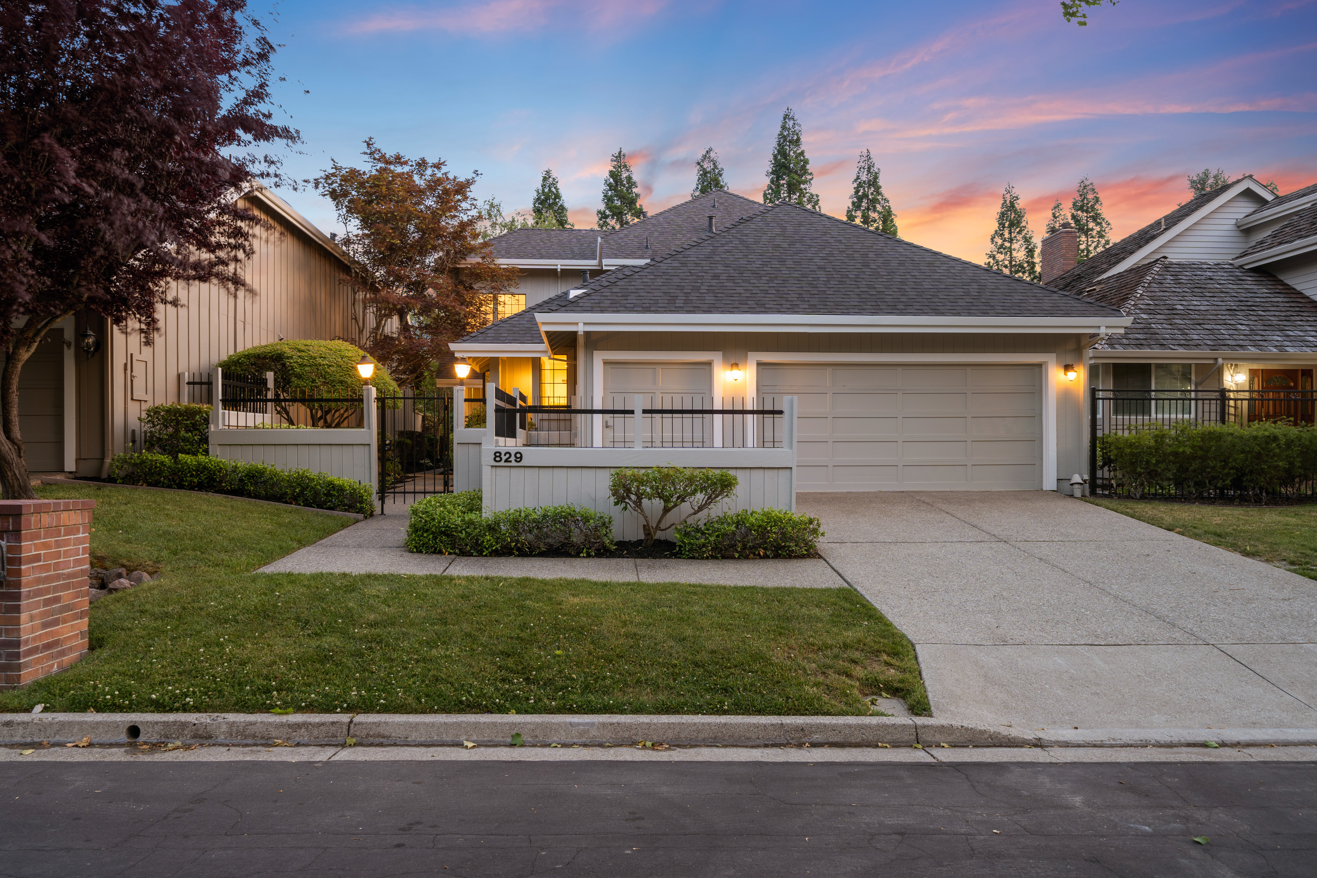 829 Redwood Drive 
