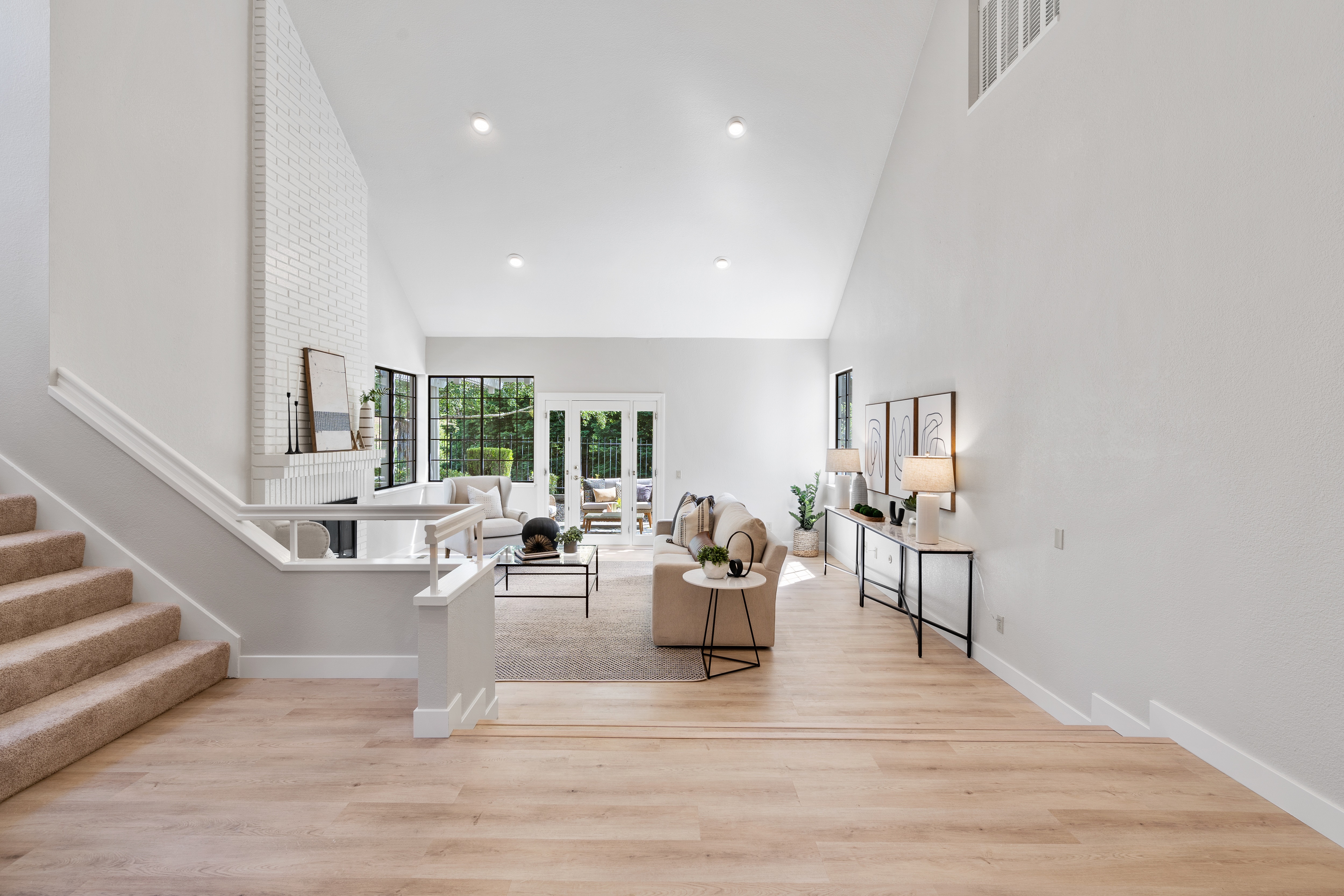 829 Redwood Drive 
