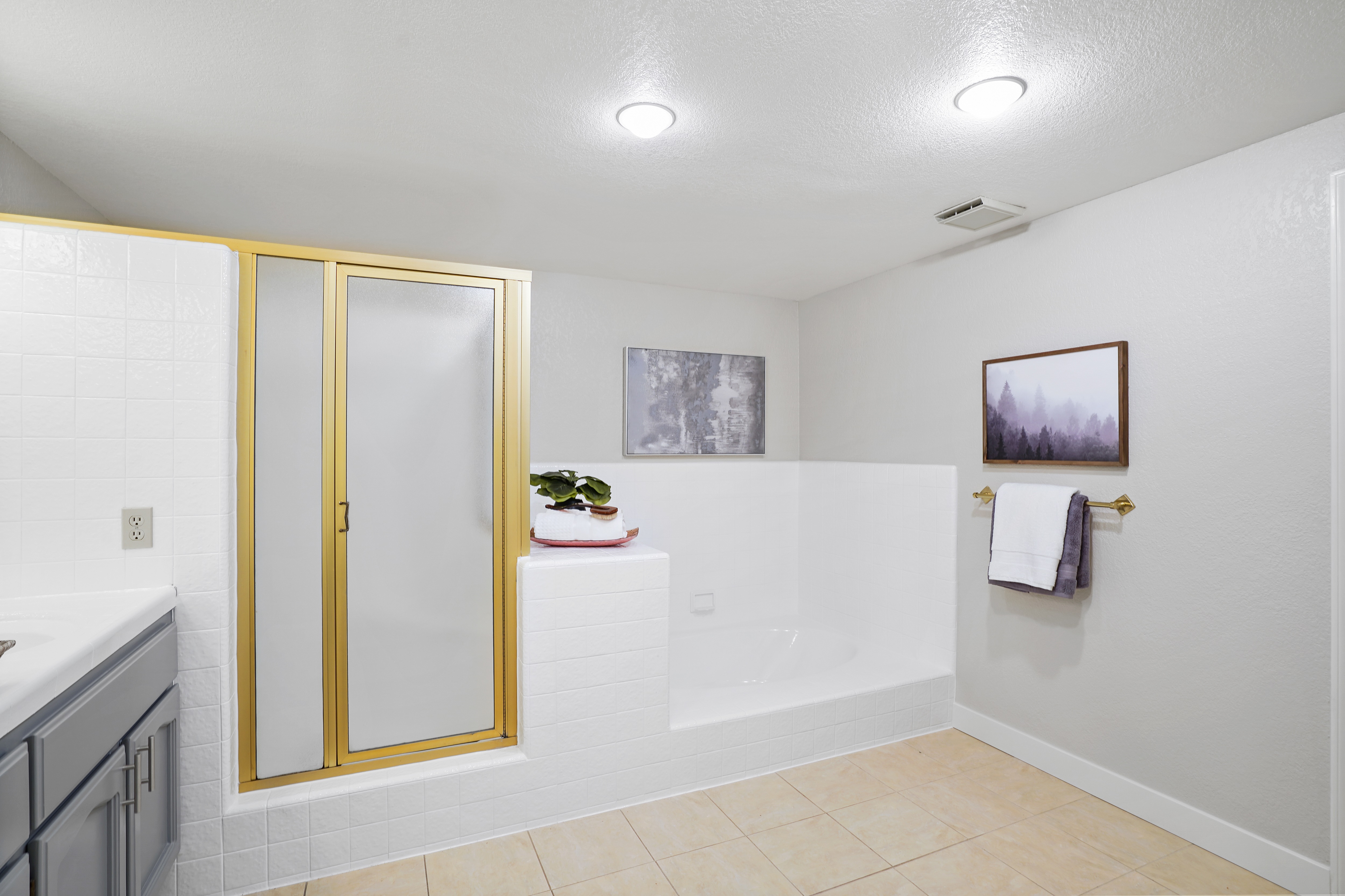 829 Redwood Drive 