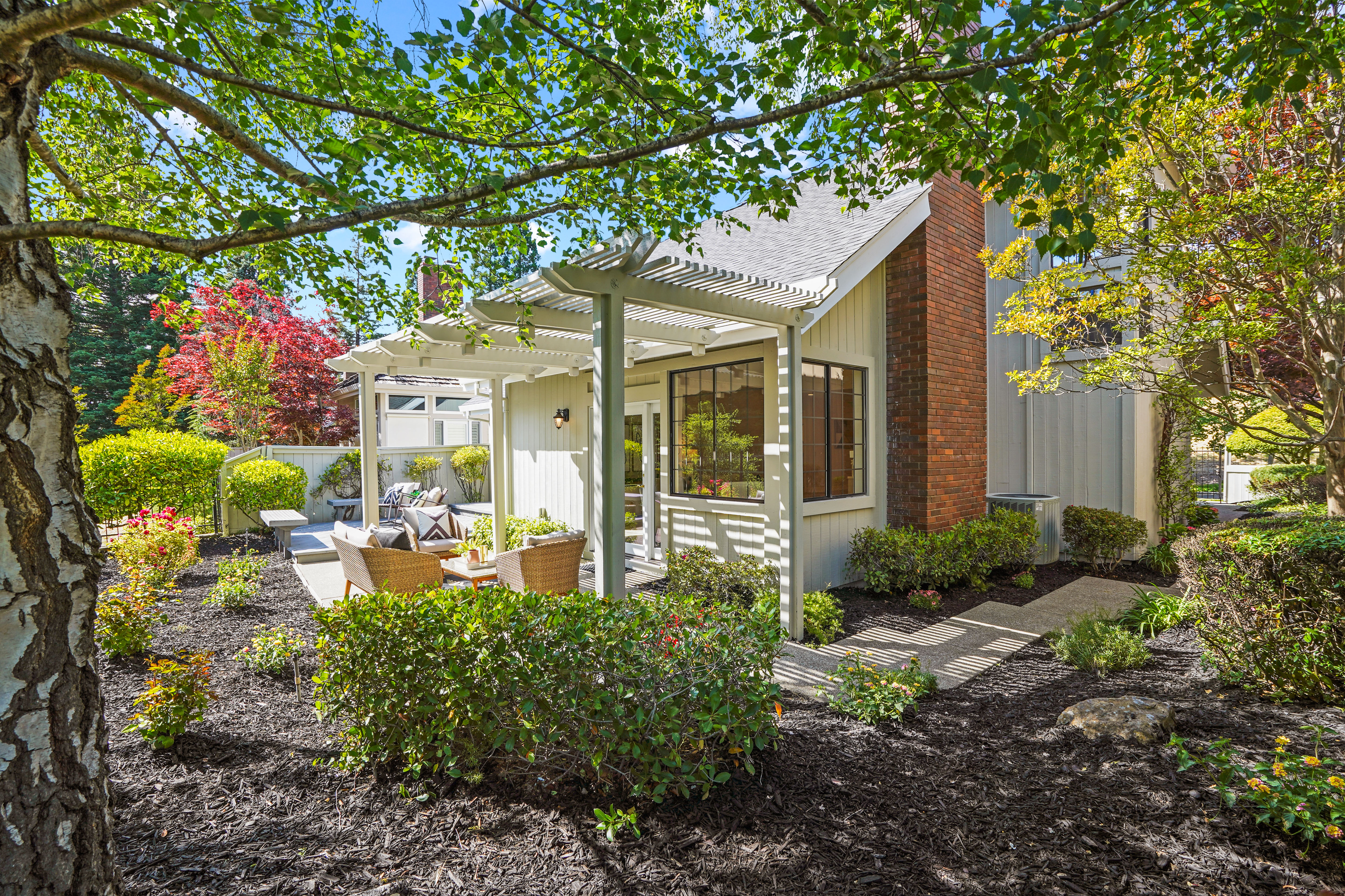 829 Redwood Drive 