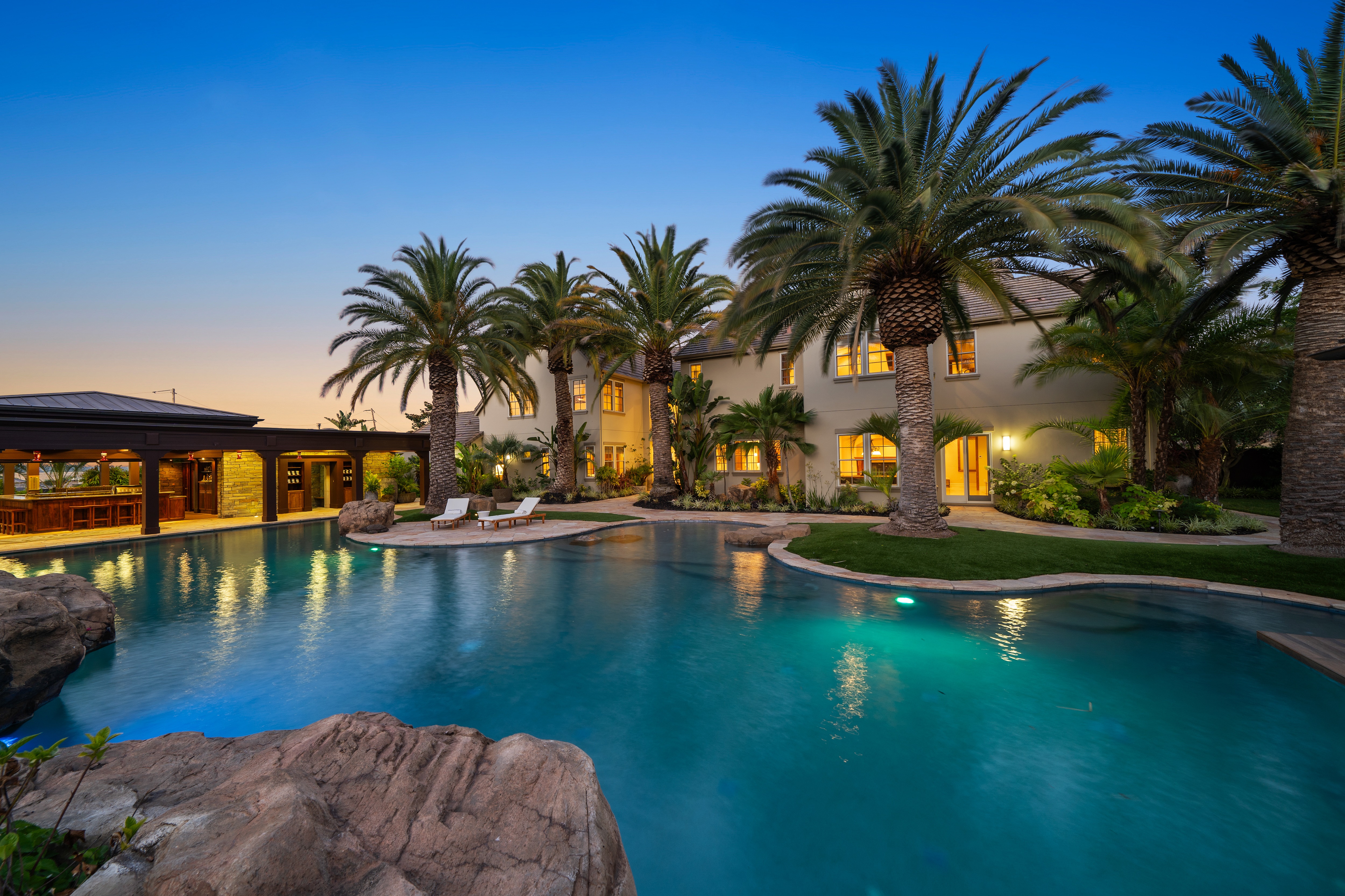 1333 Montrose Place 