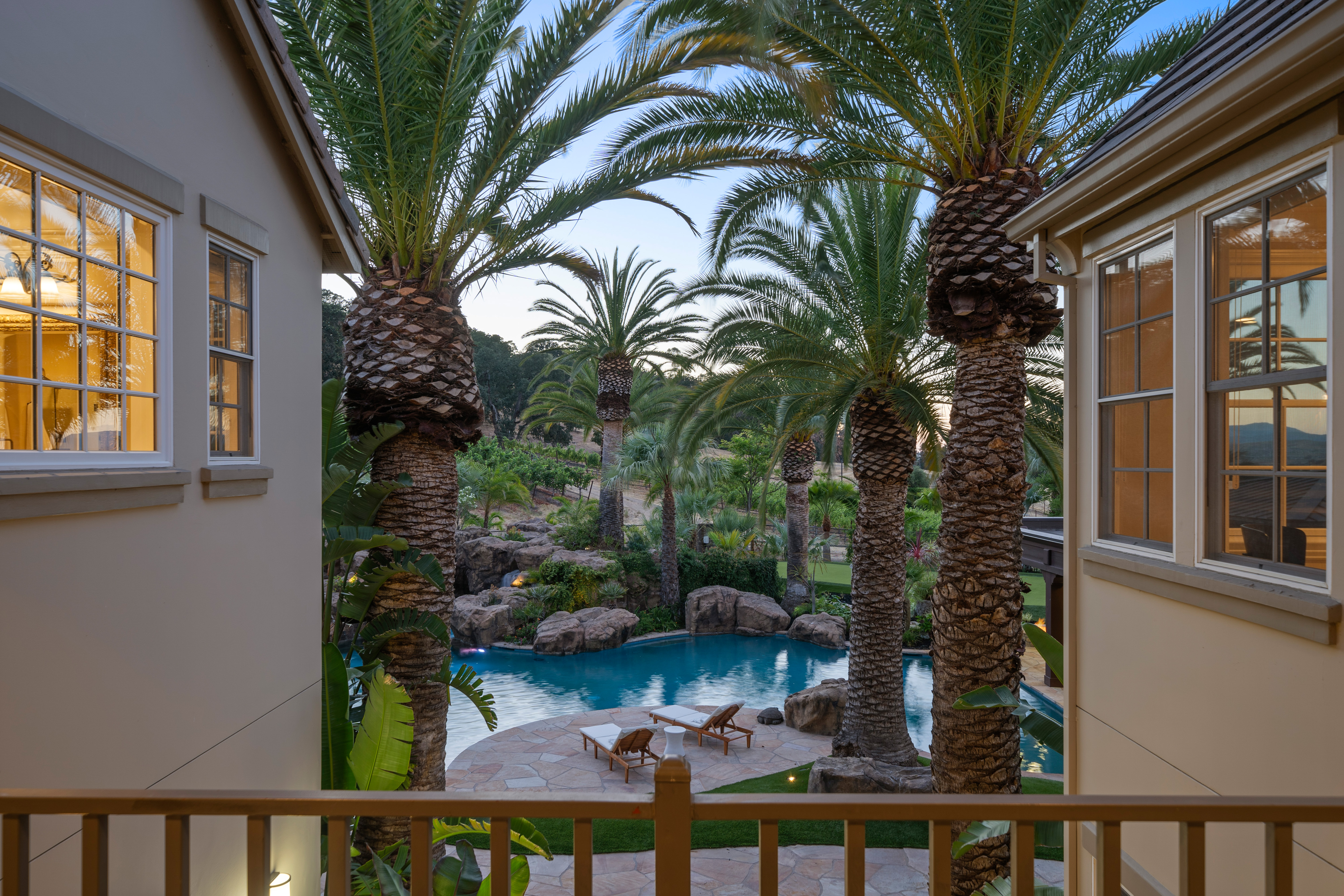 1333 Montrose Place 