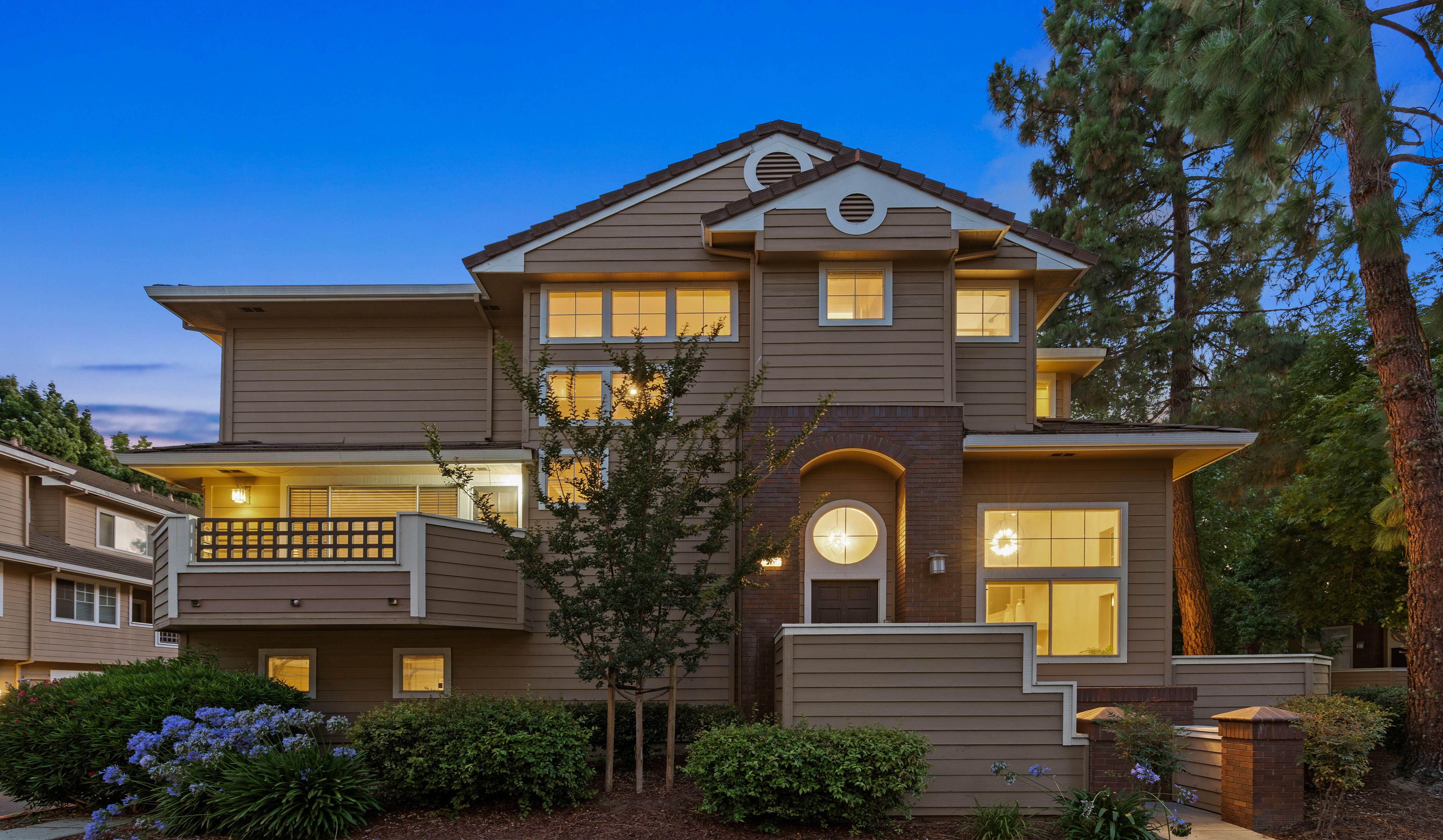 527 Mill River Lane 