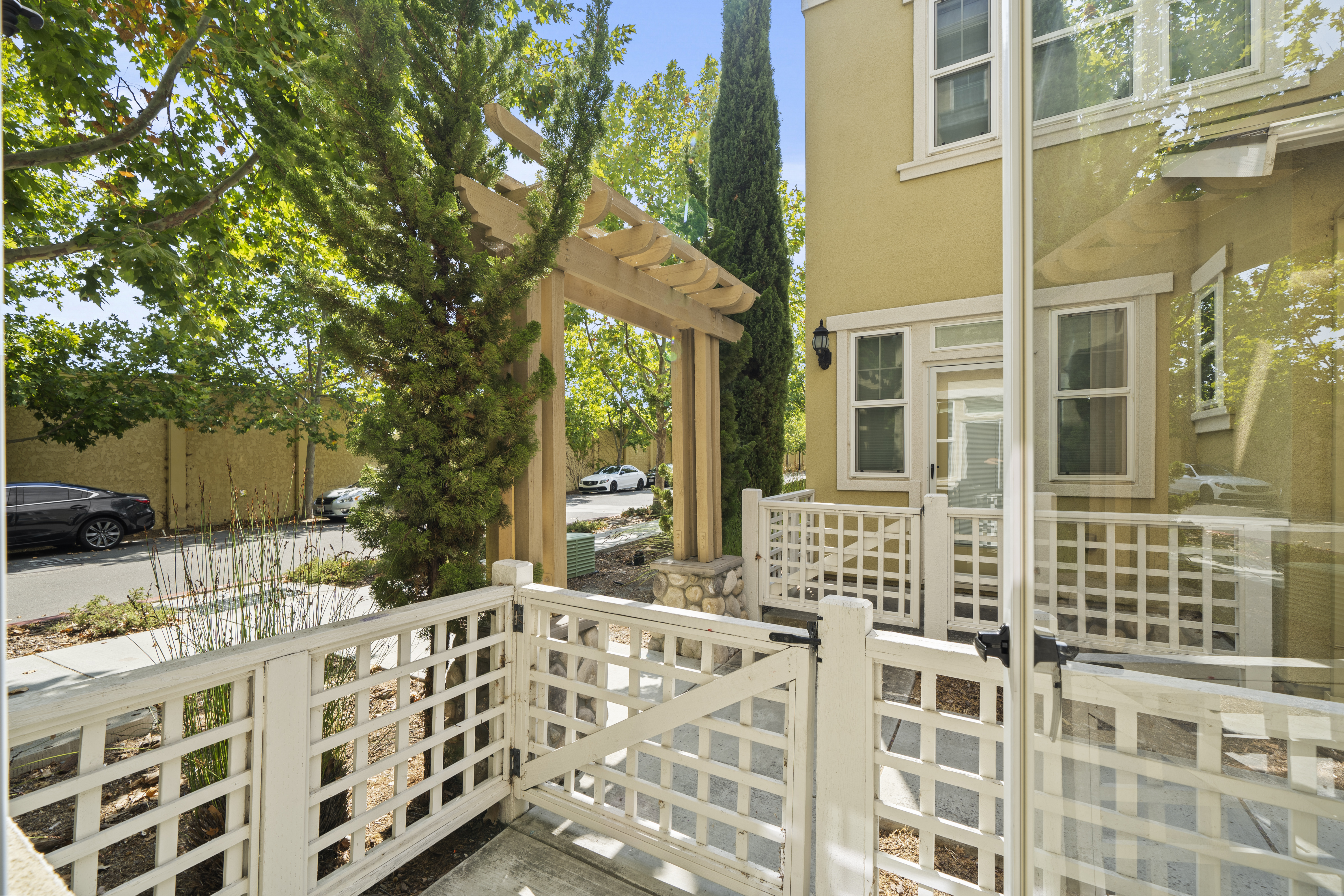 2800 Pinnacles Terrace 