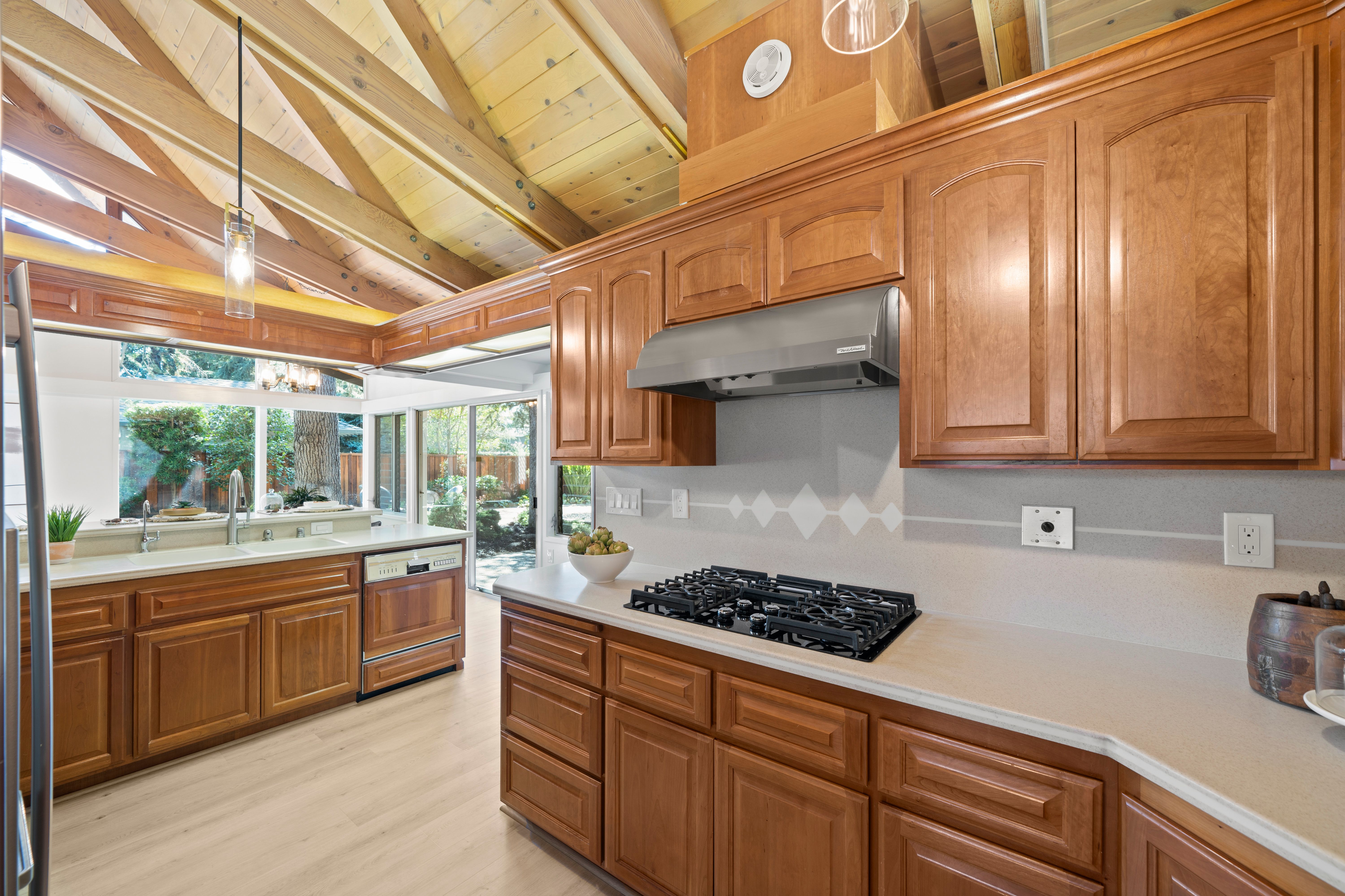 634 Cuenca Way 