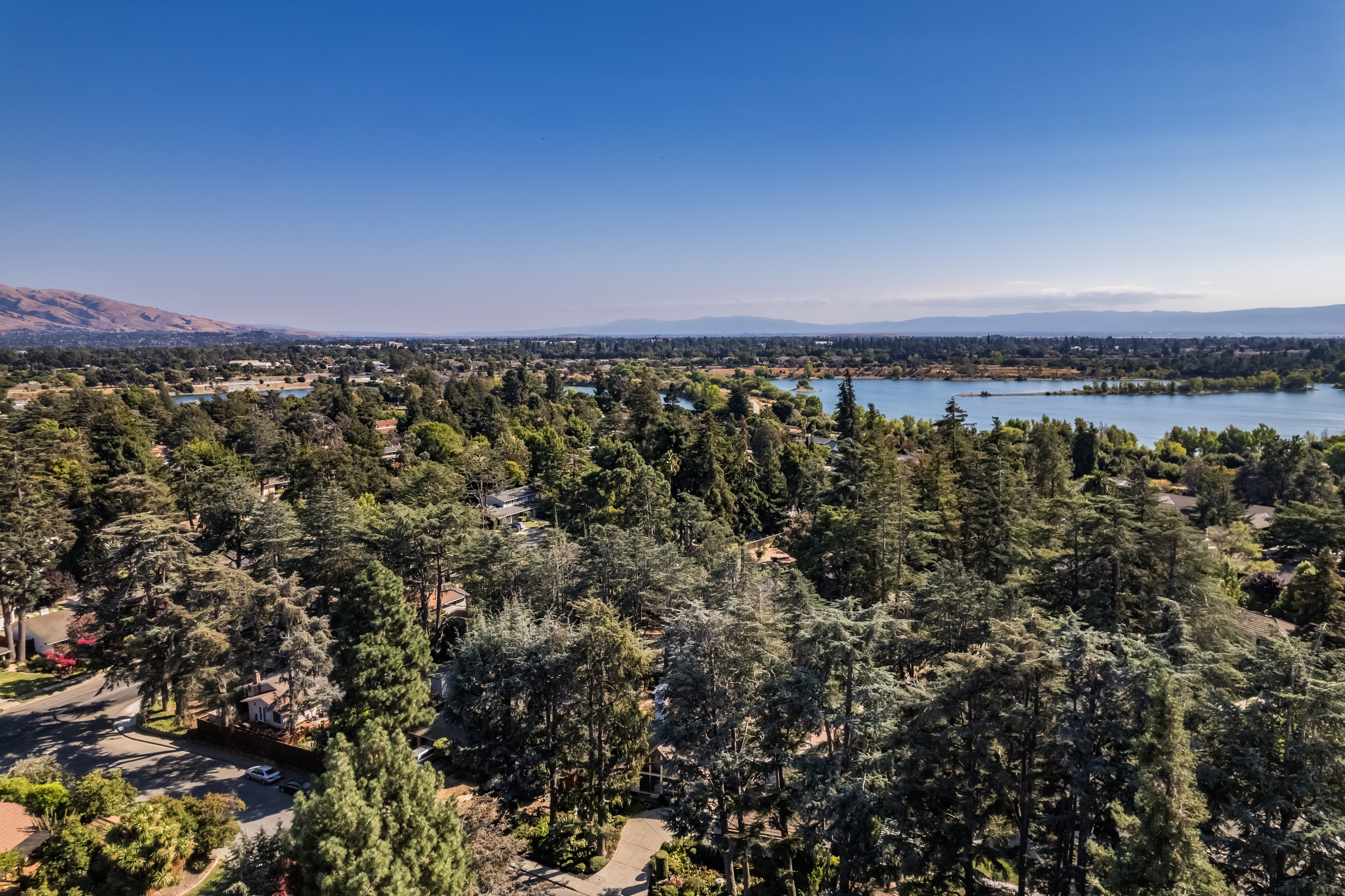 634 Cuenca Way 