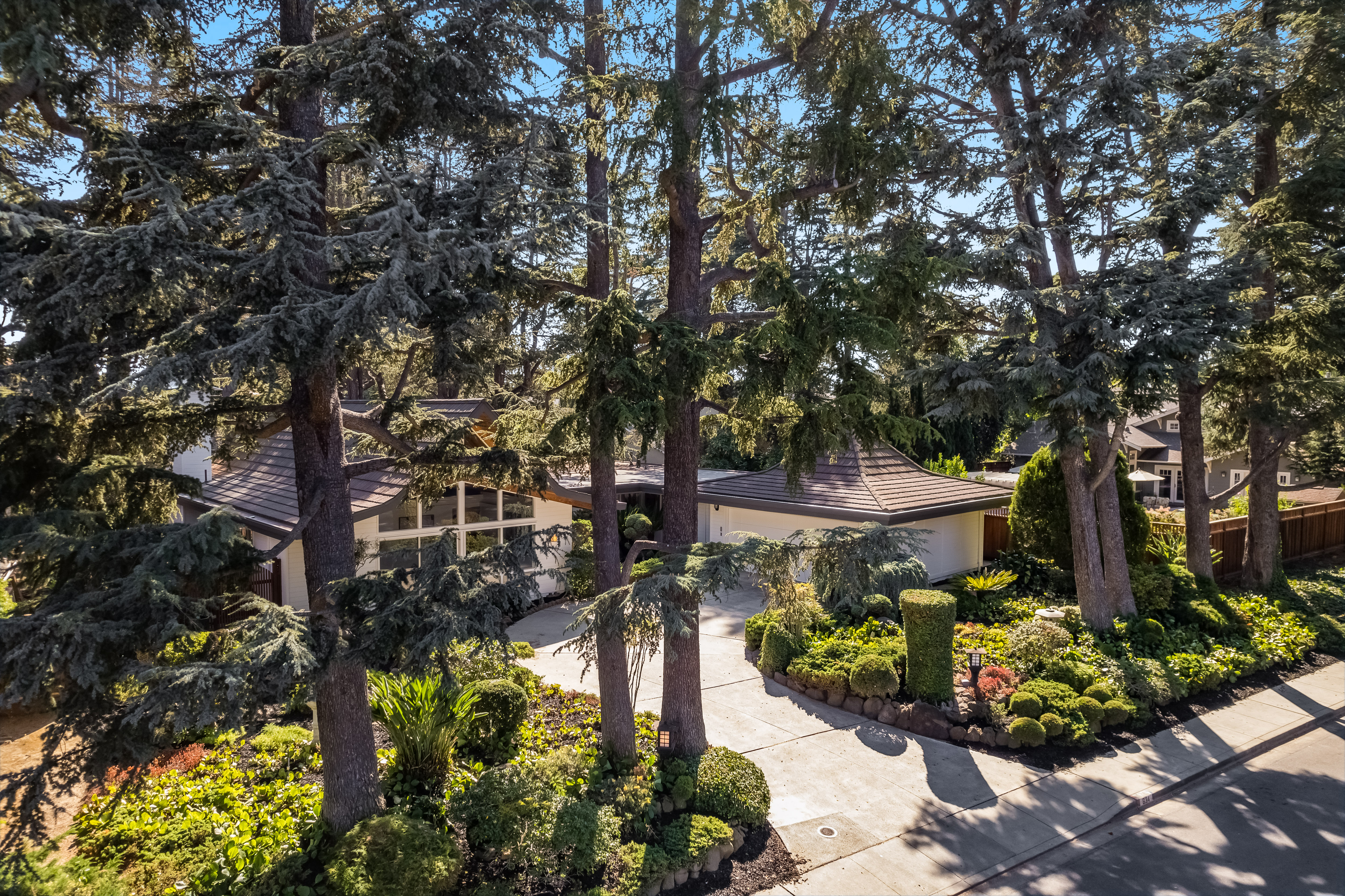 634 Cuenca Way 