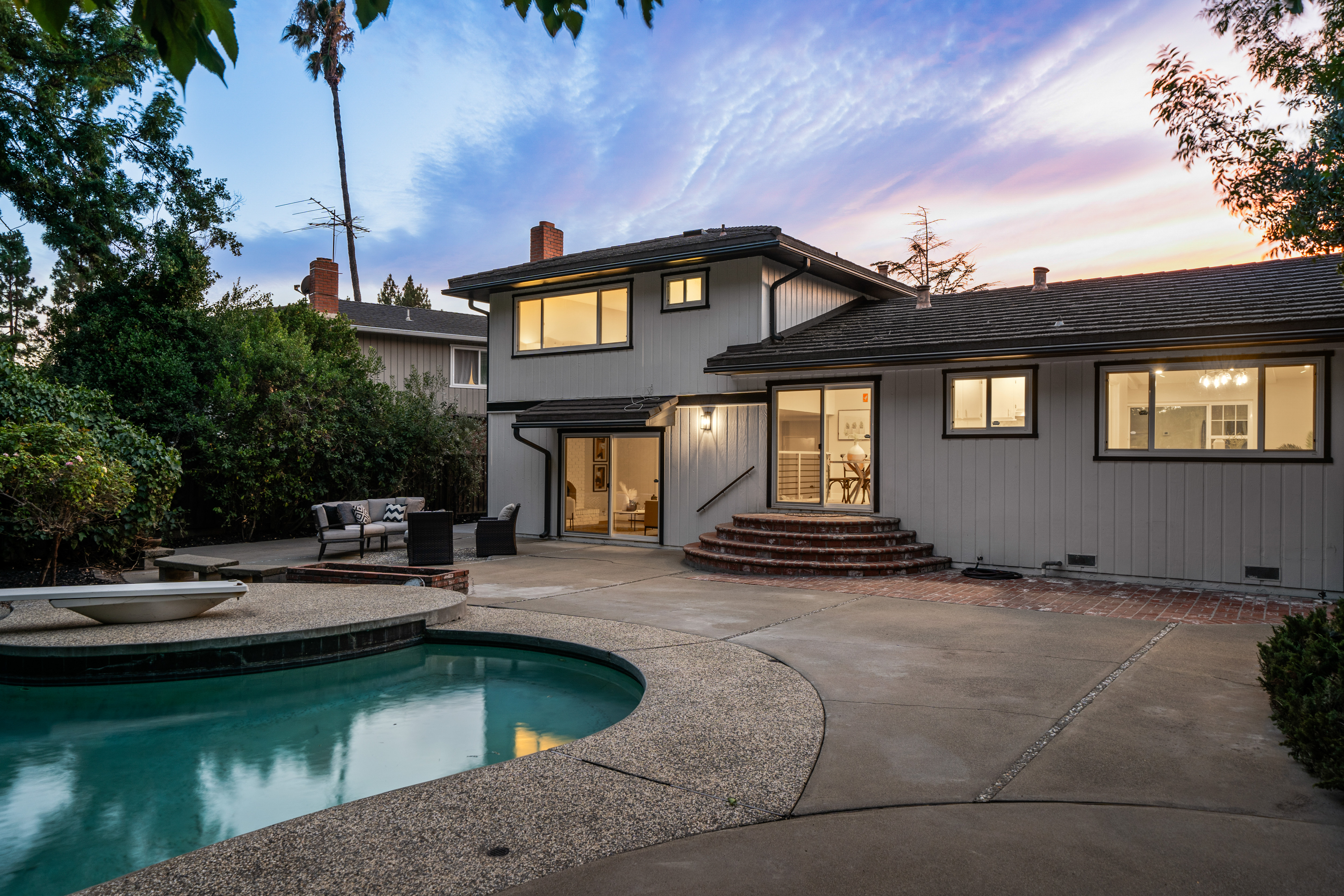 40444 La Jolla Court 