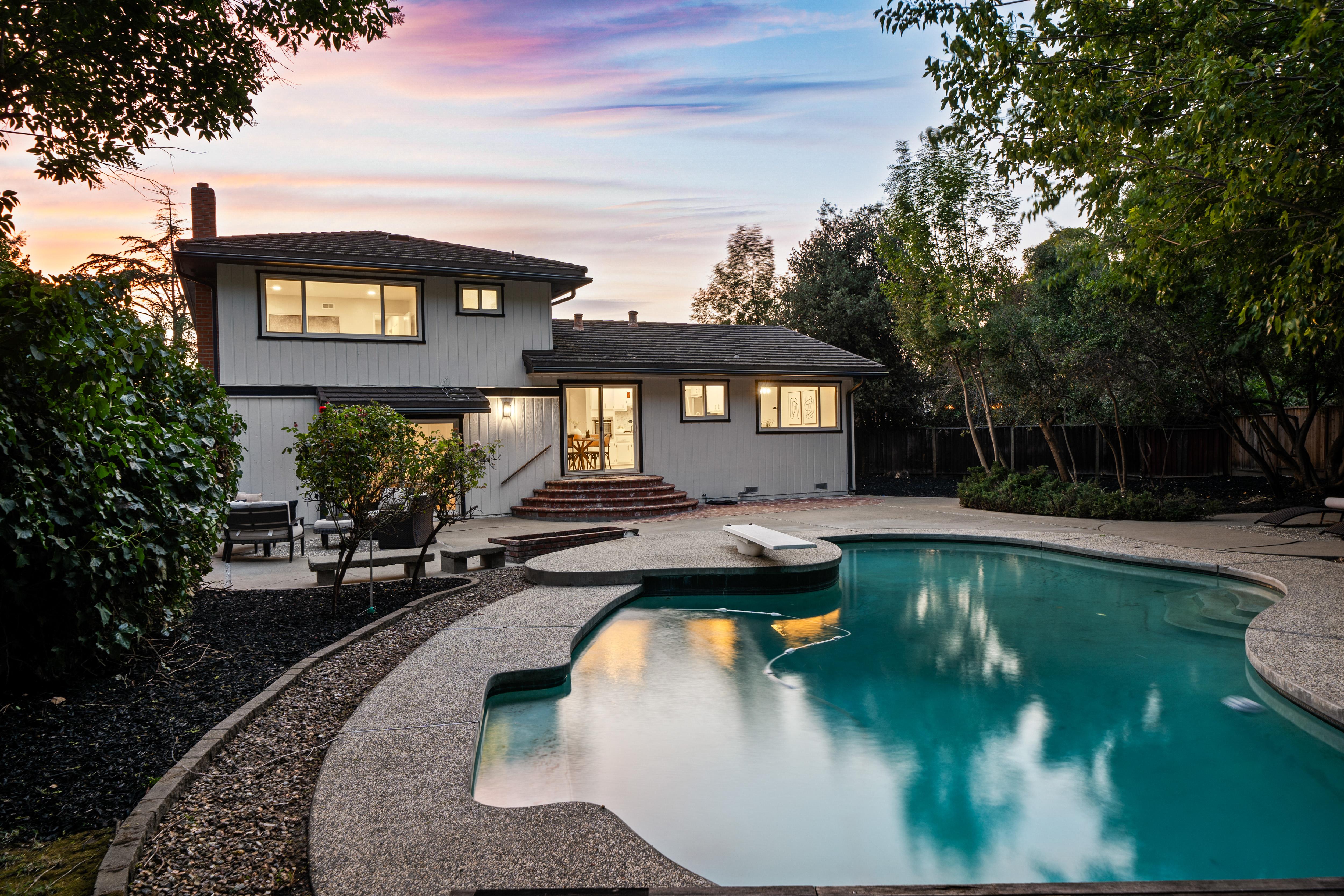40444 La Jolla Court 