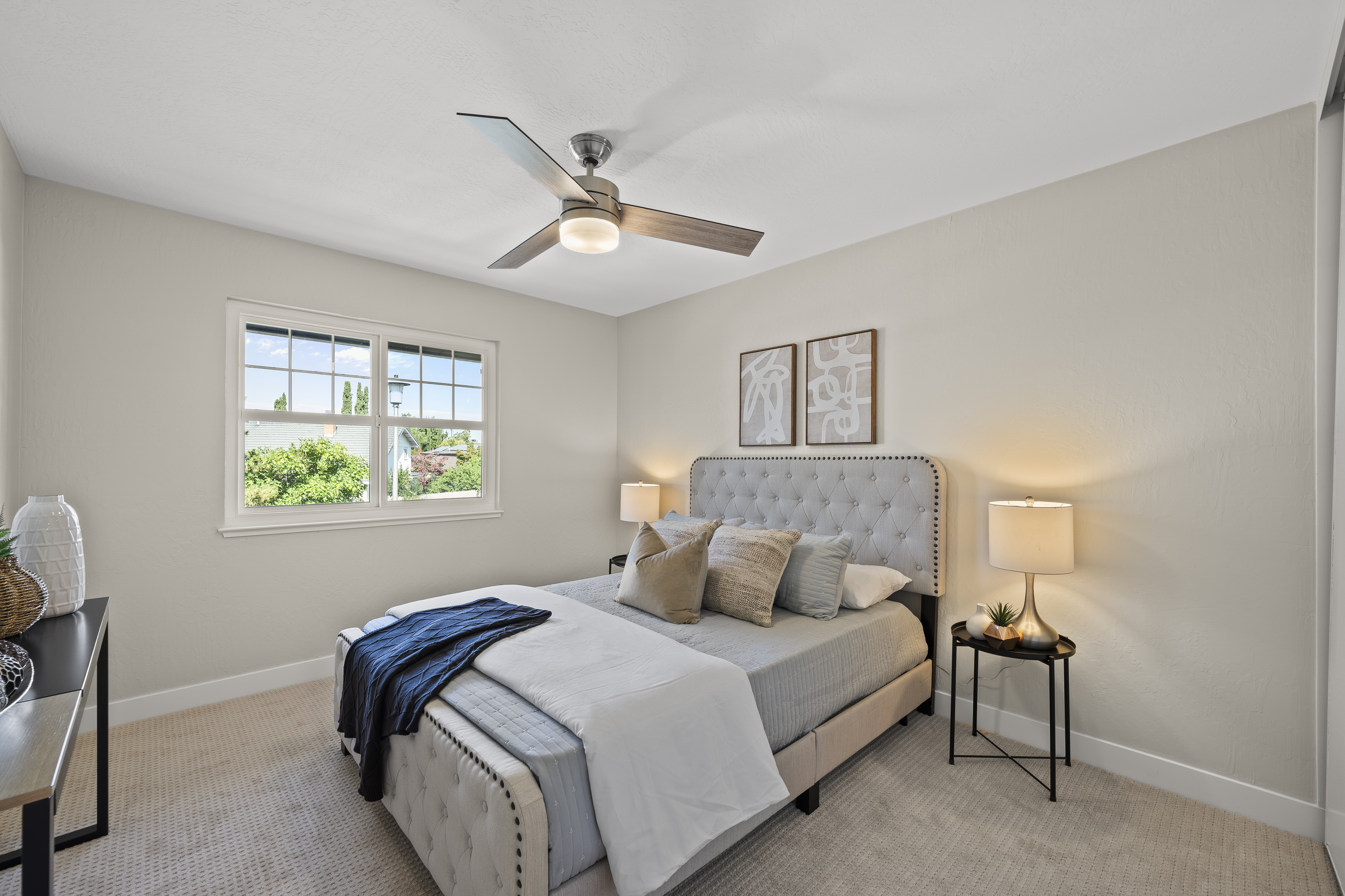 40444 La Jolla Court 