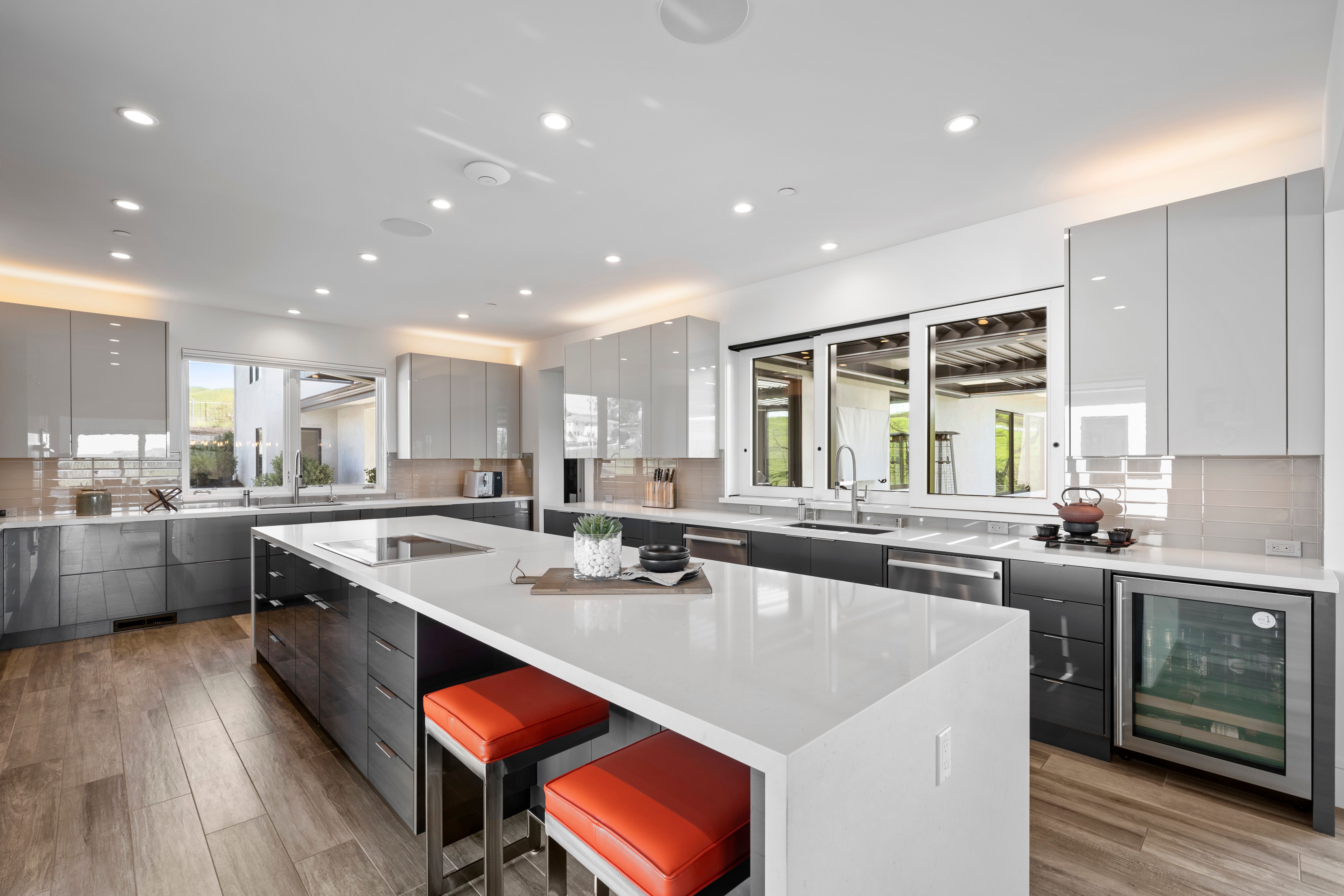7785 Laguna Heights Court 