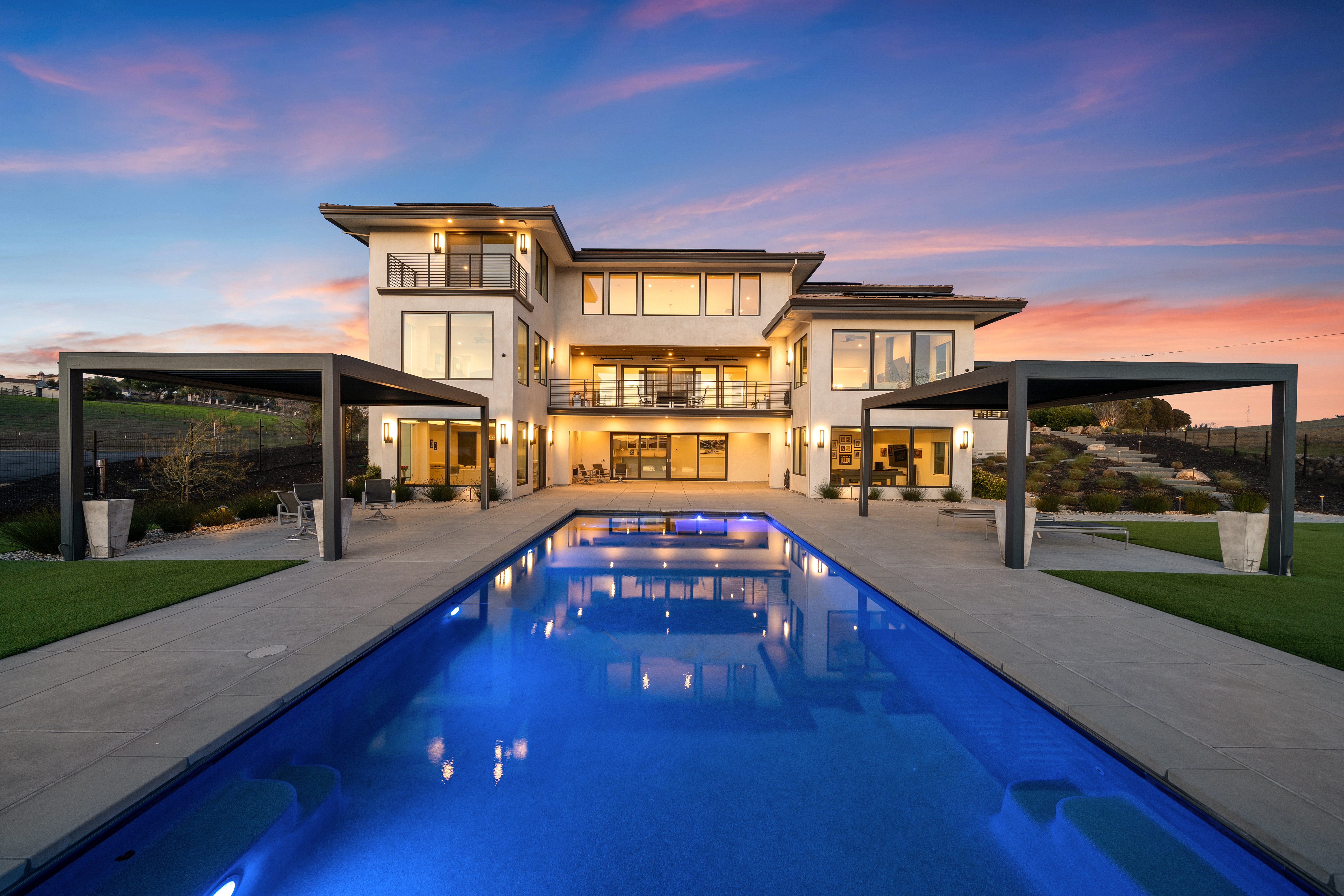 7785 Laguna Heights Court 