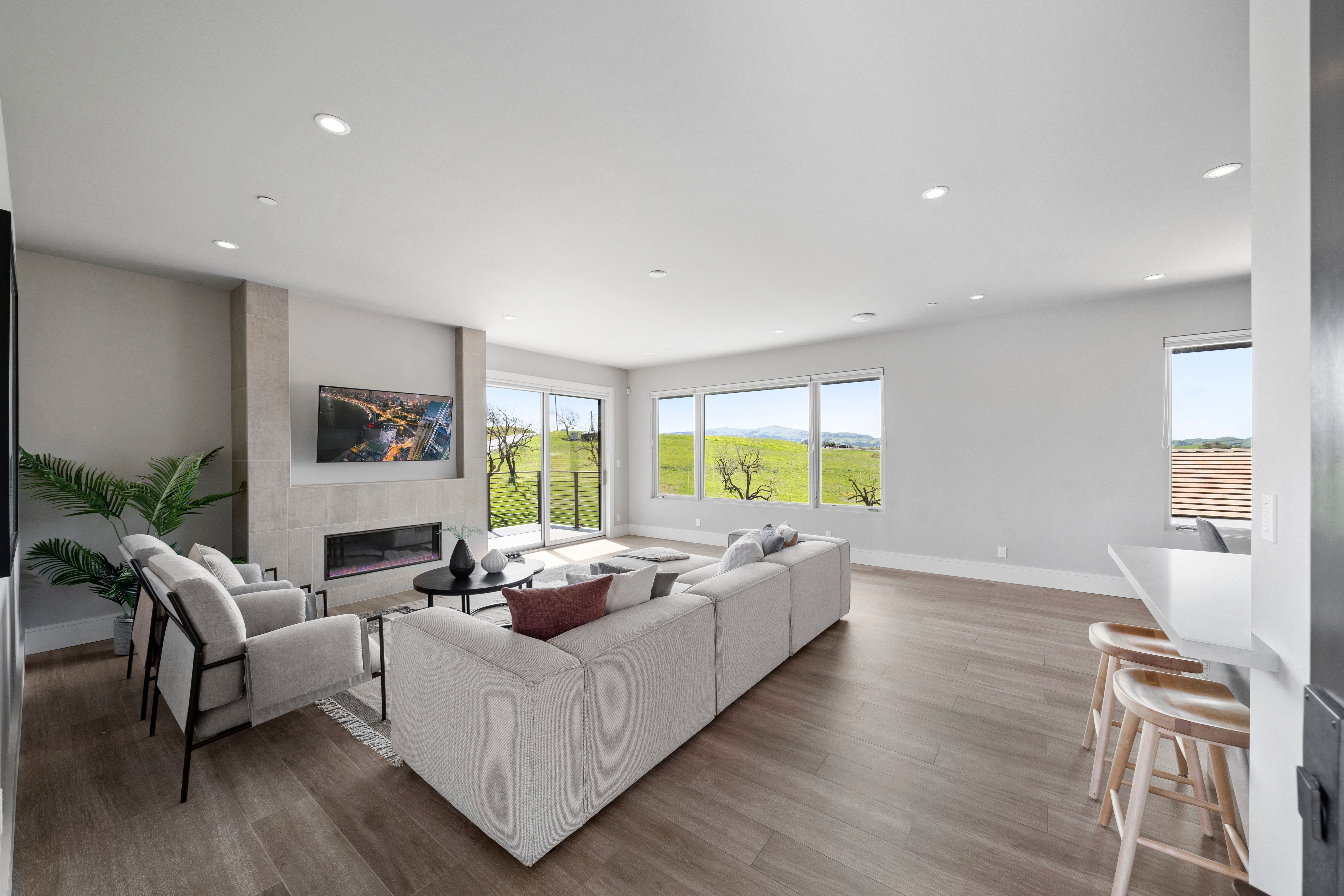 7785 Laguna Heights Court 