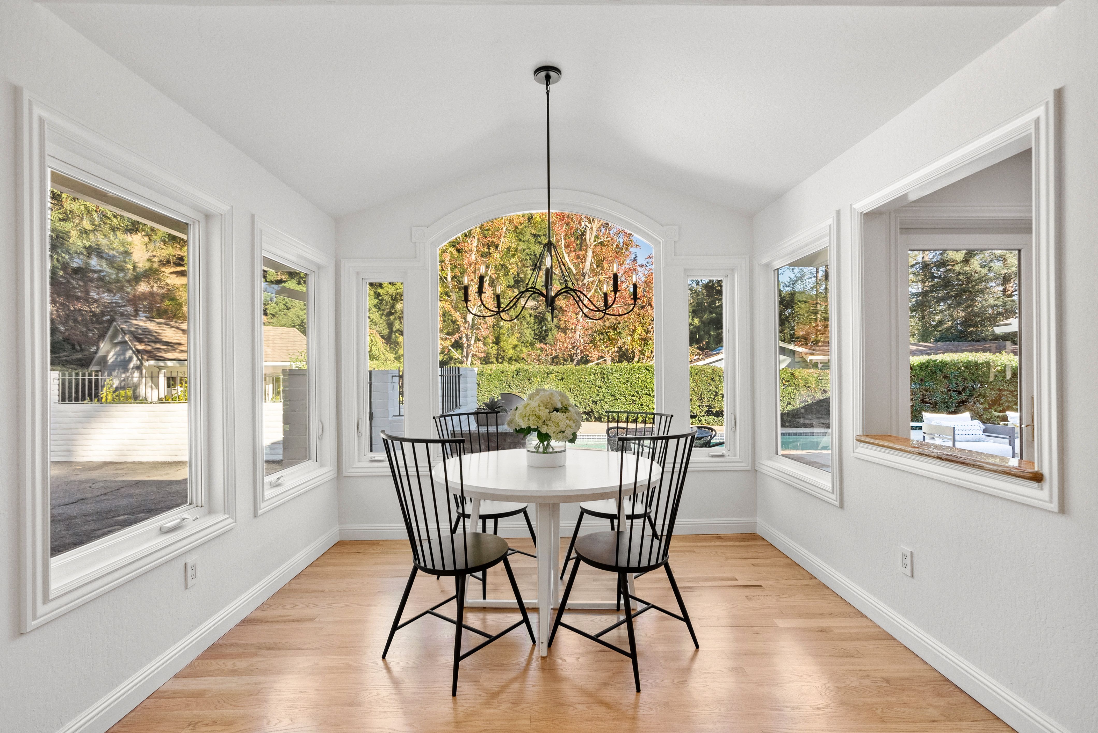 2 Charles Hill Road 