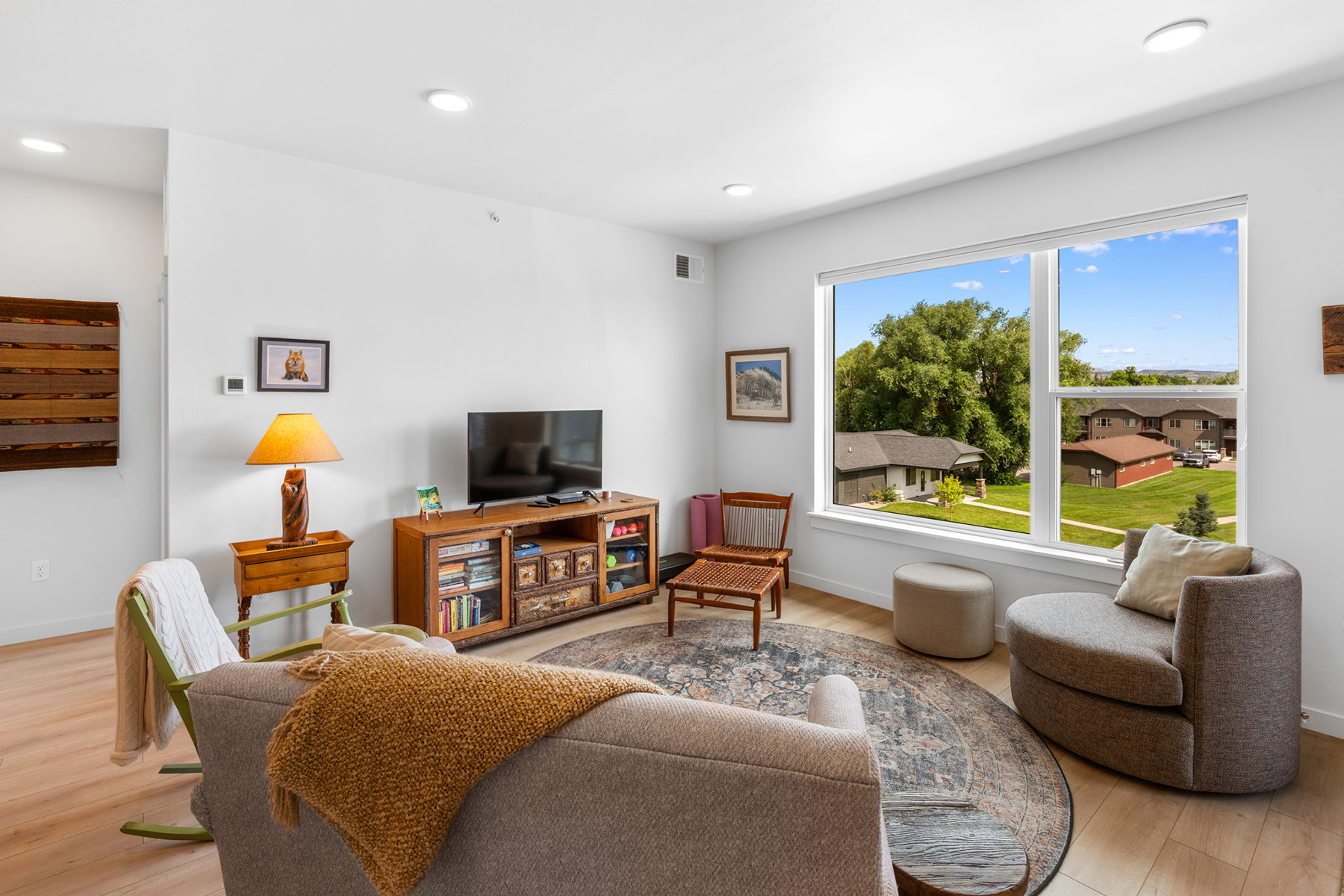 2221F Willow Drive , 102