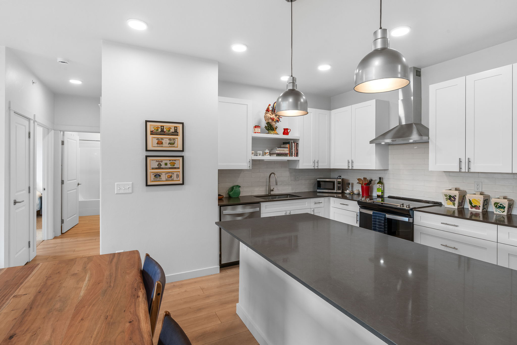 2221F Willow Drive , 102