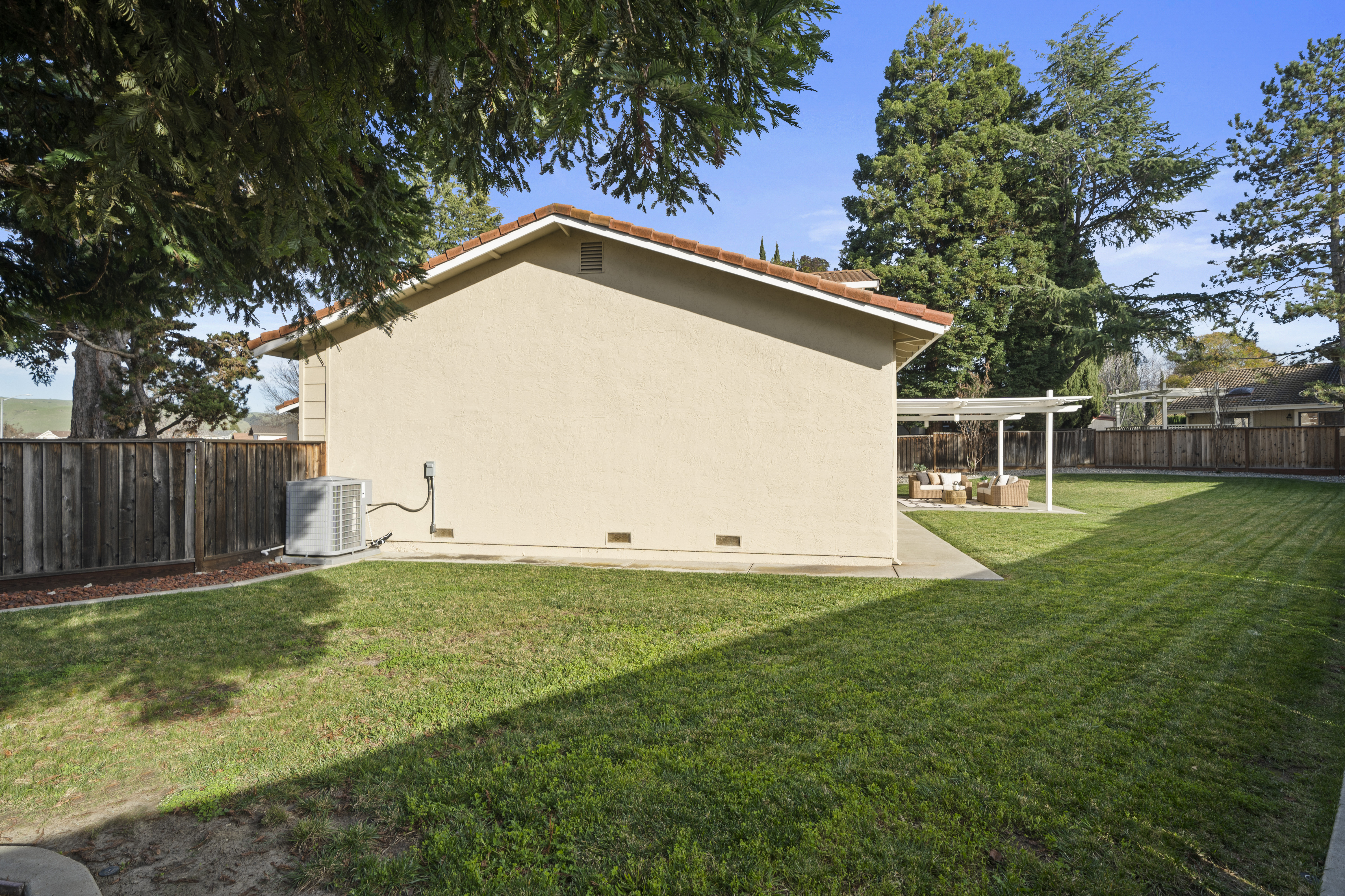 40801 Stockton Way 