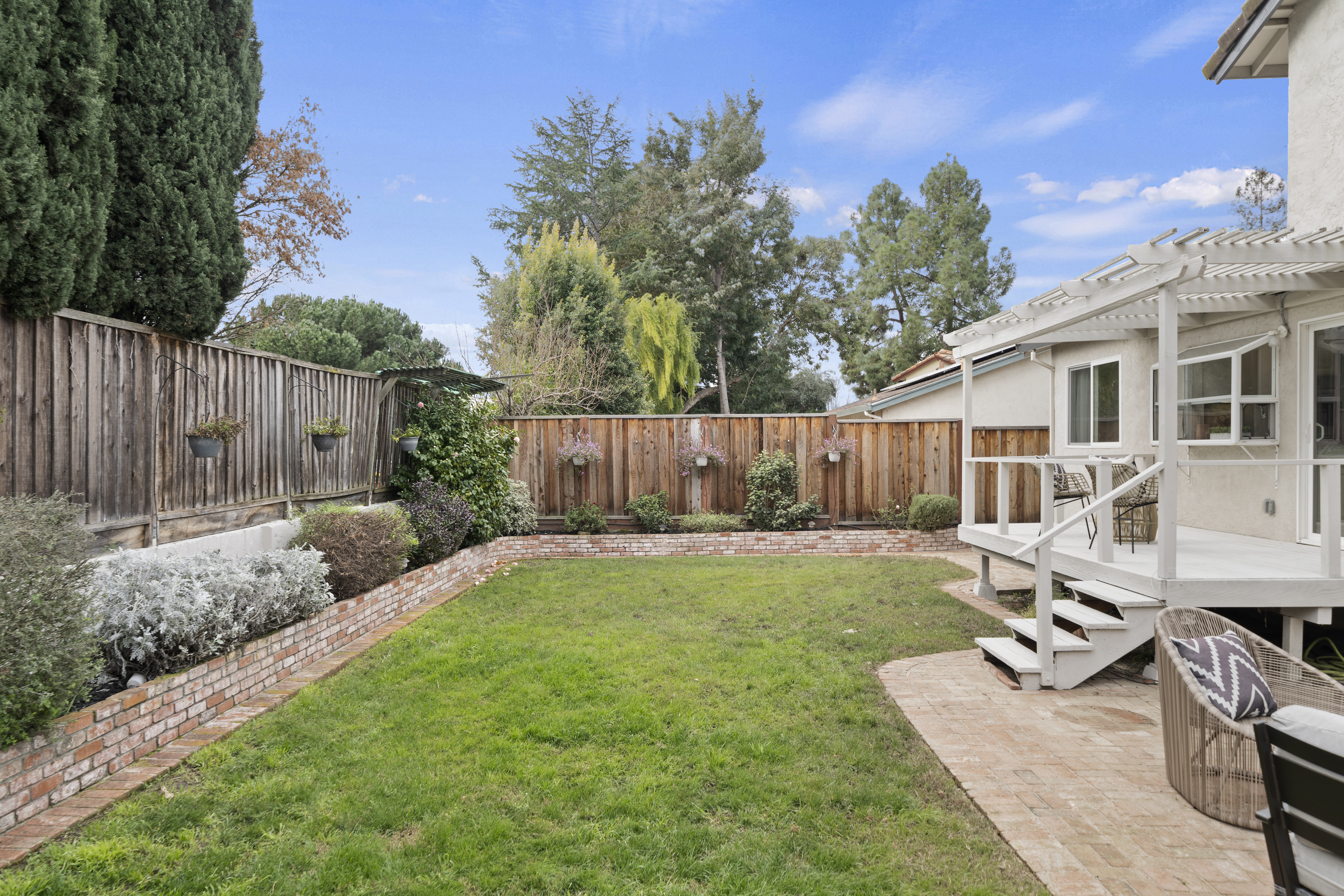 48775 Big Horn Court 