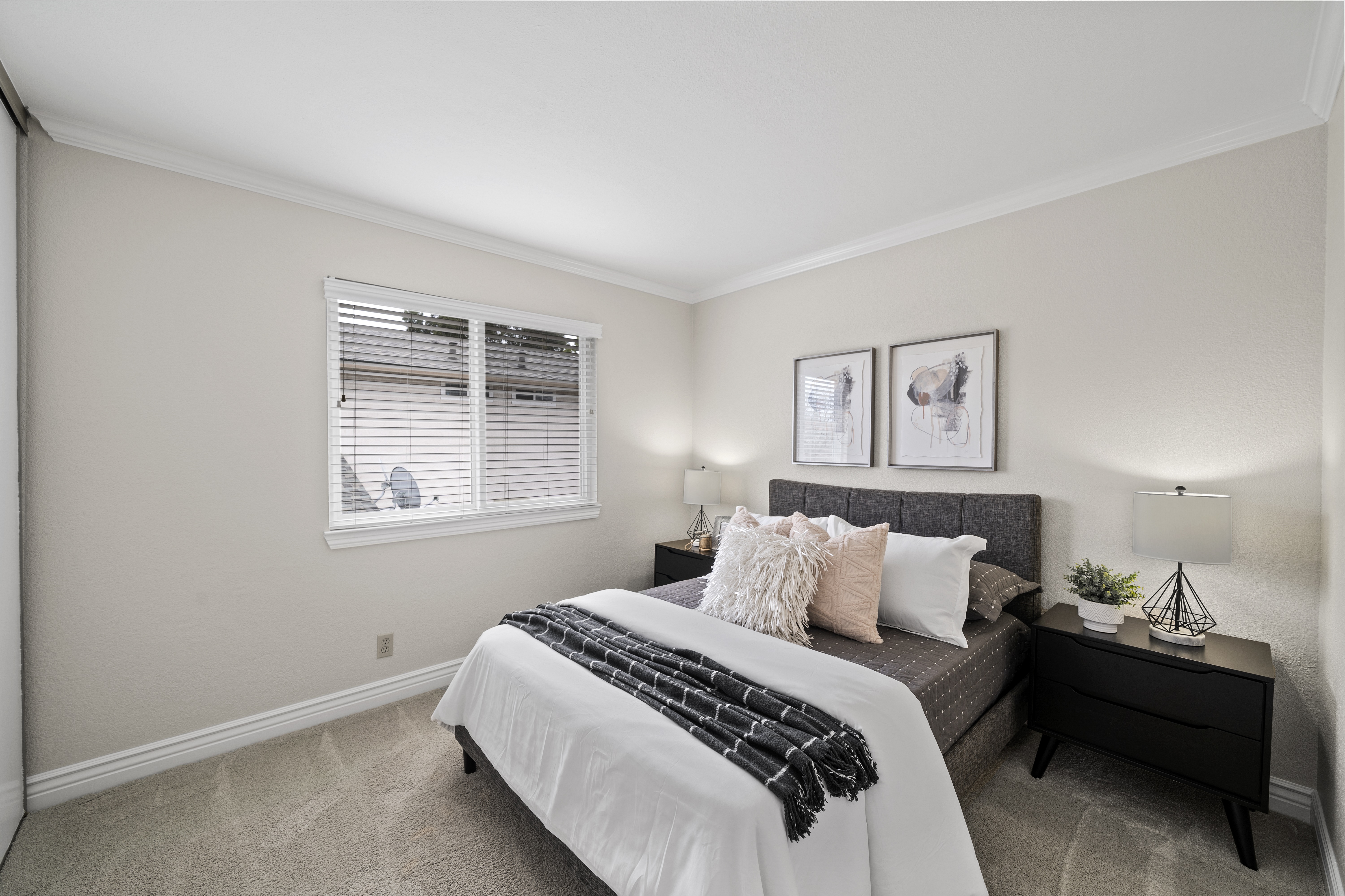 48775 Big Horn Court 