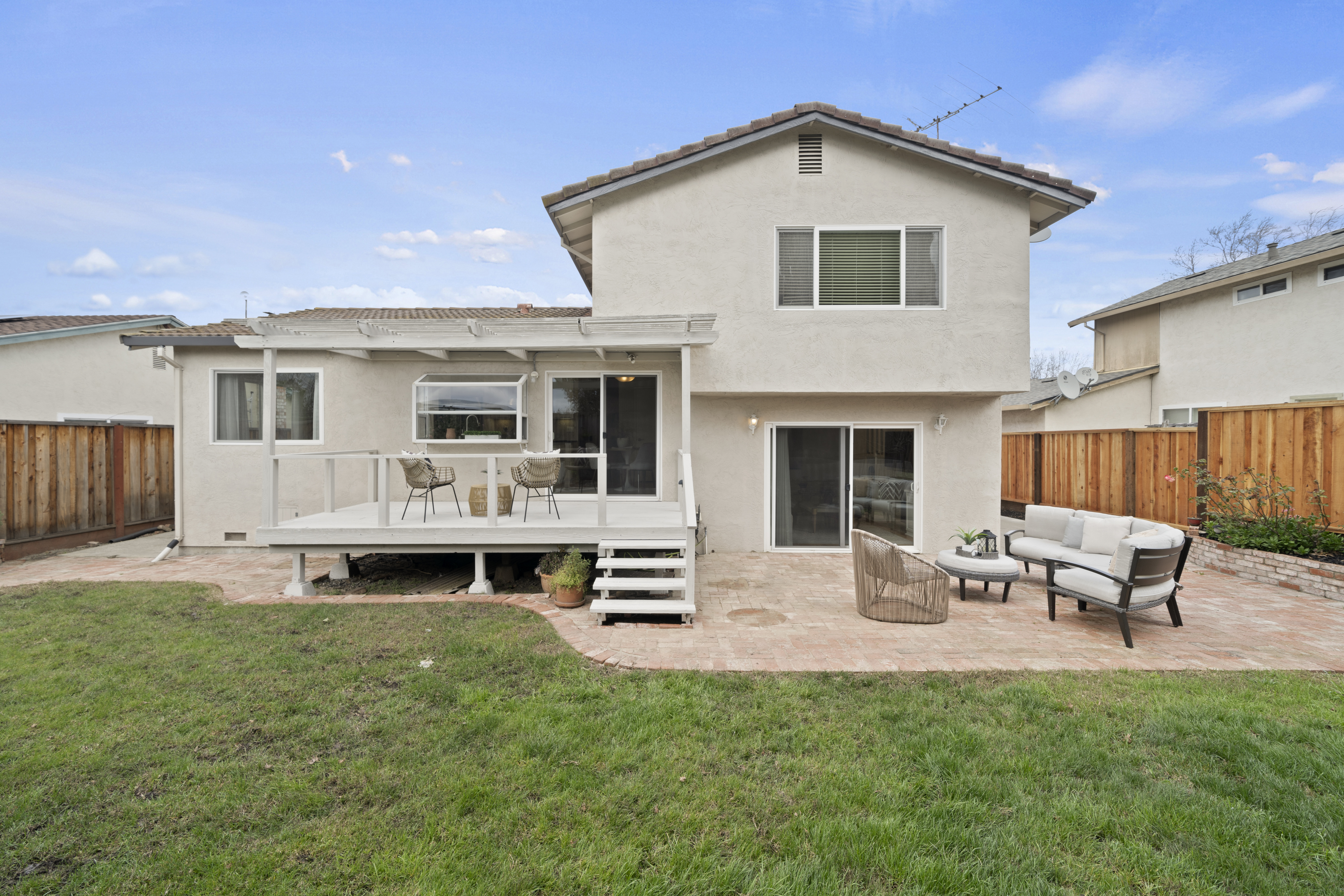 48775 Big Horn Court 