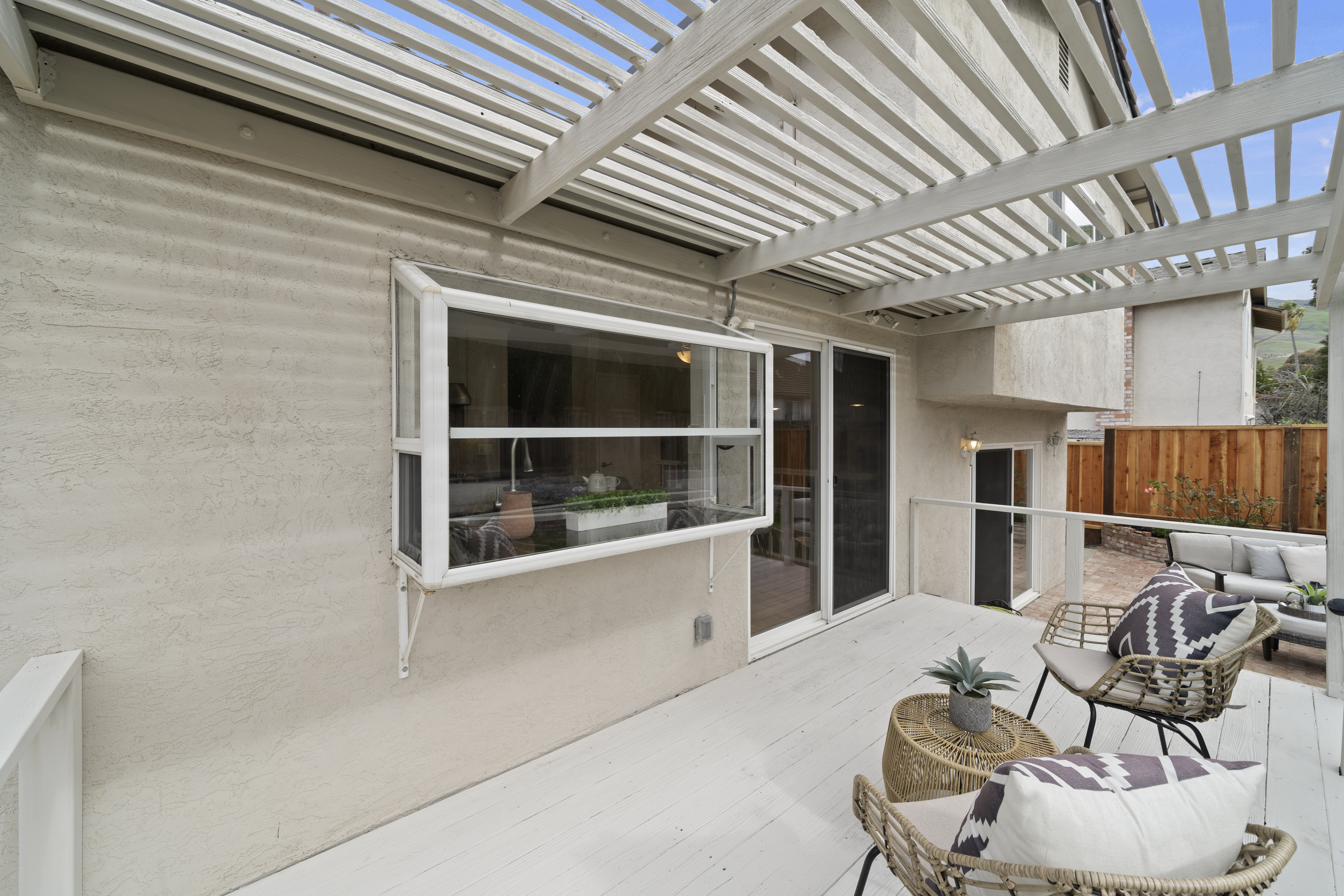 48775 Big Horn Court 