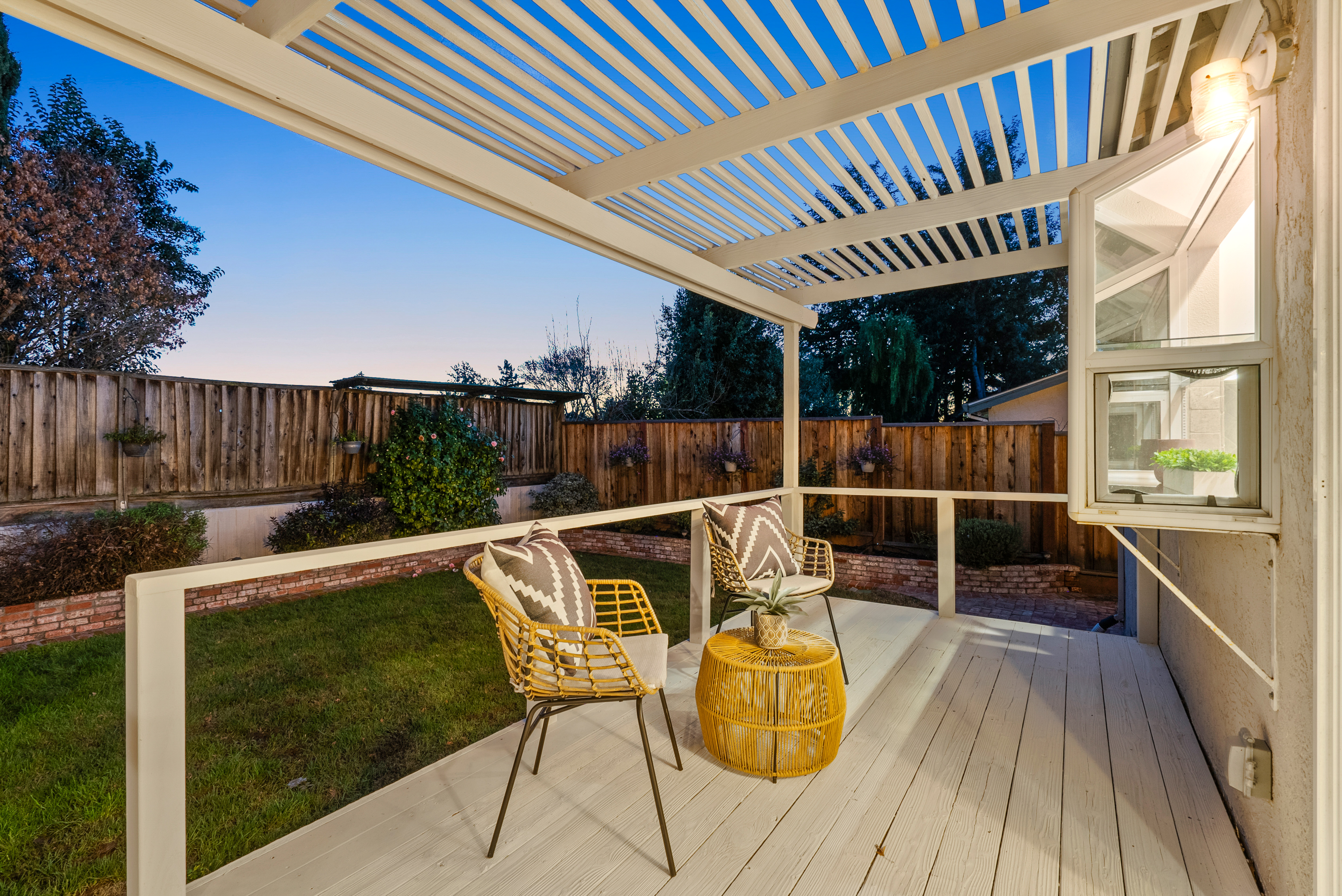 48775 Big Horn Court 