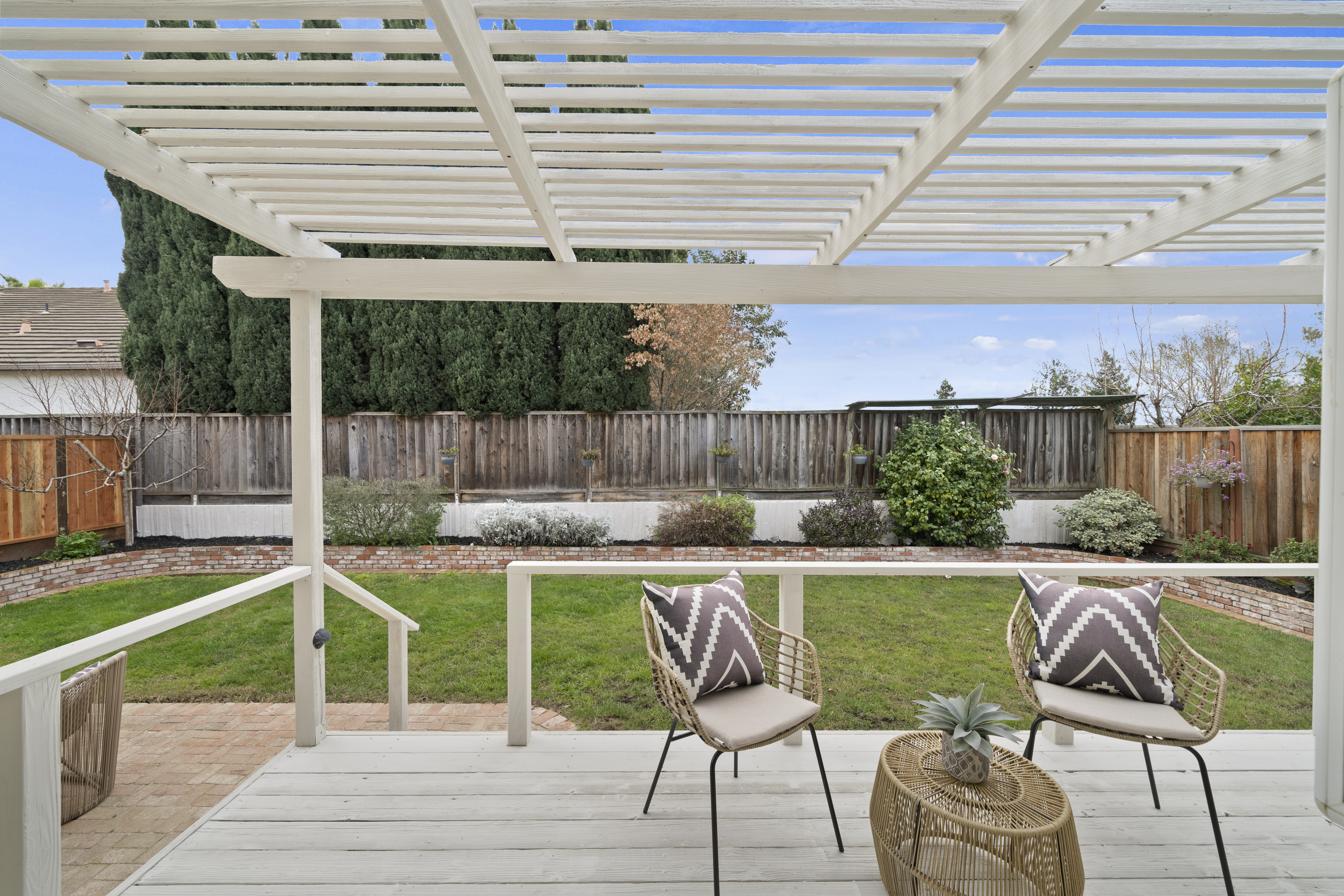 48775 Big Horn Court 