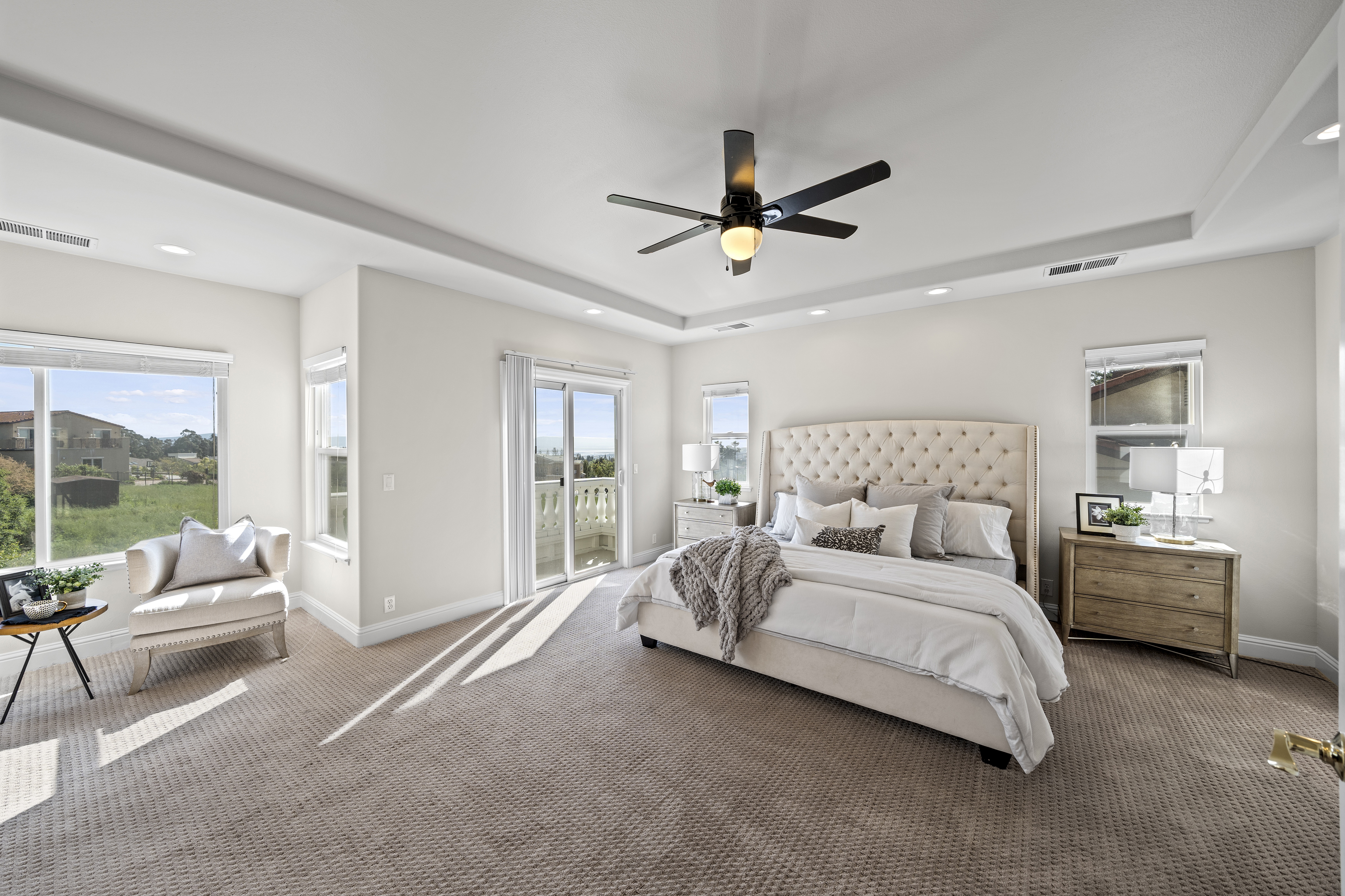 1585 Vinehill Circle 