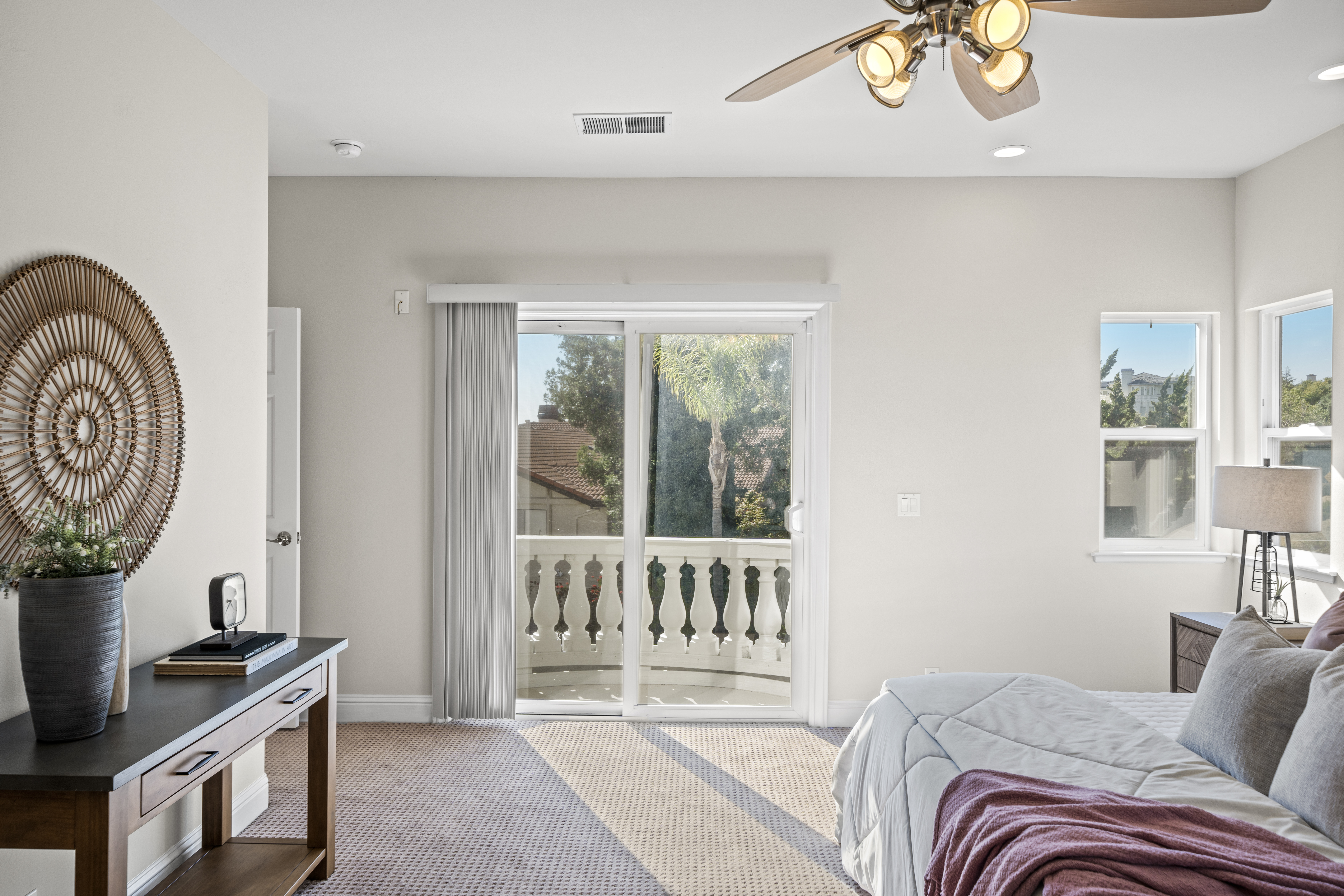1585 Vinehill Circle 