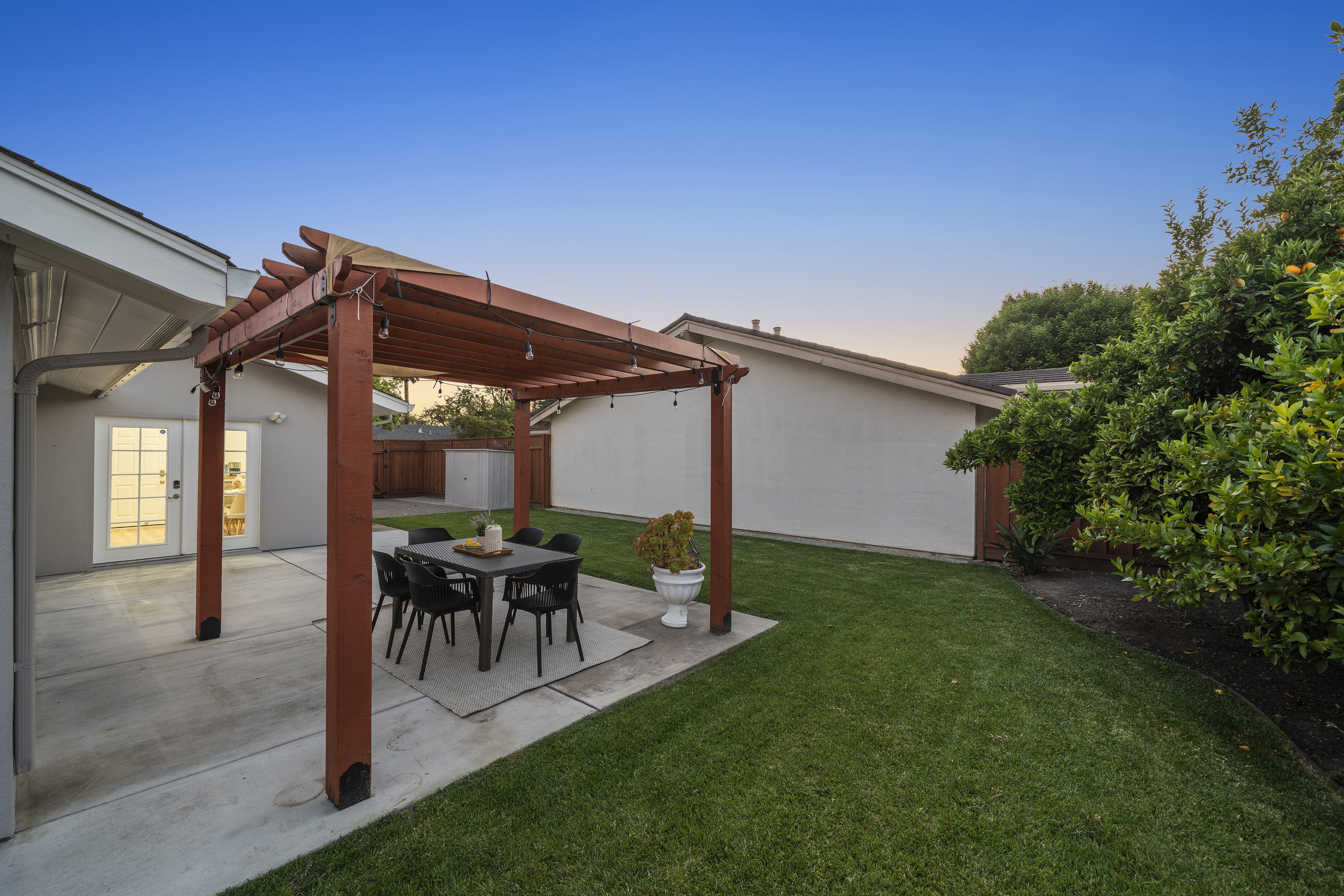 32488 Lake Chabot Street 