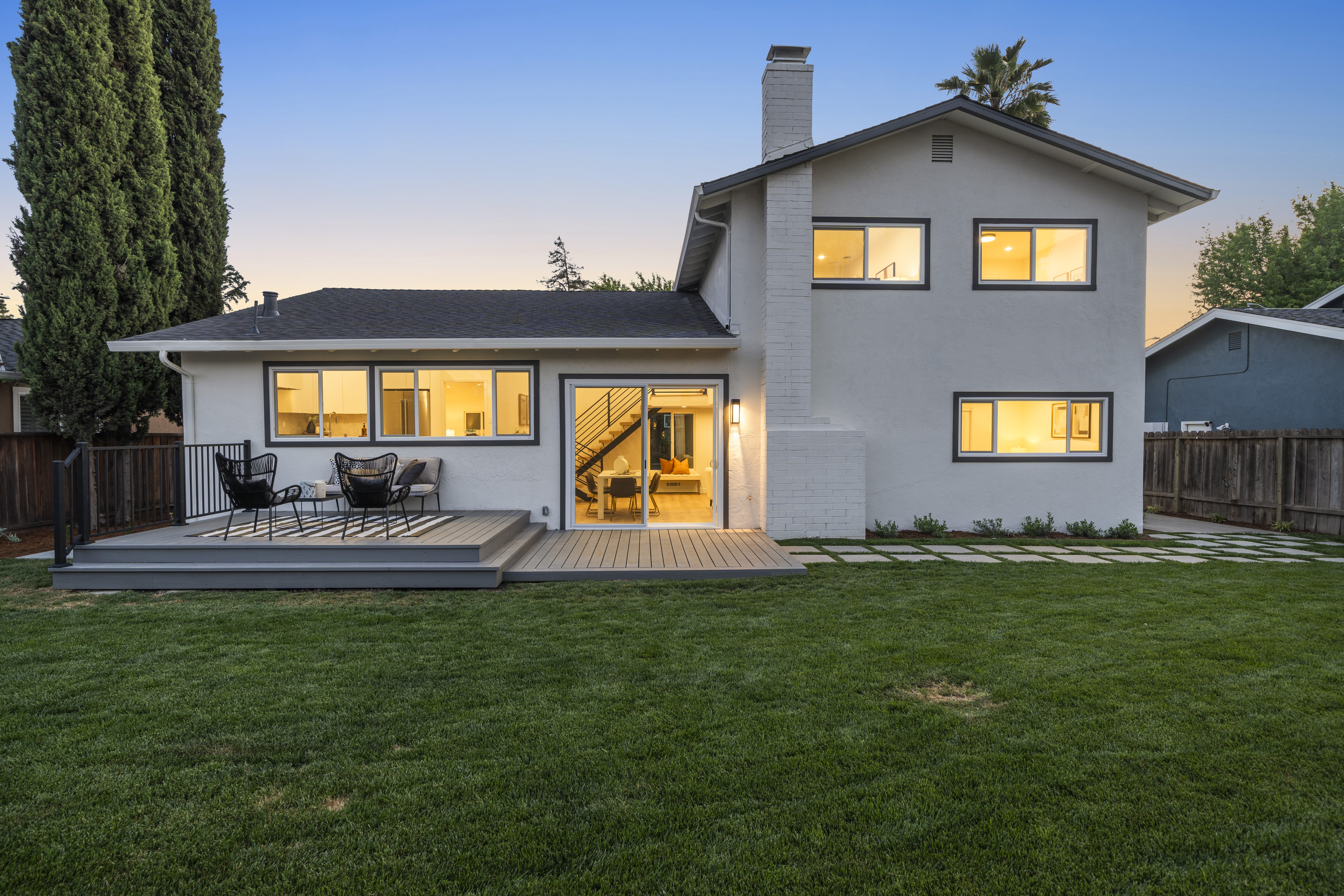 4944 Blackbird Way 