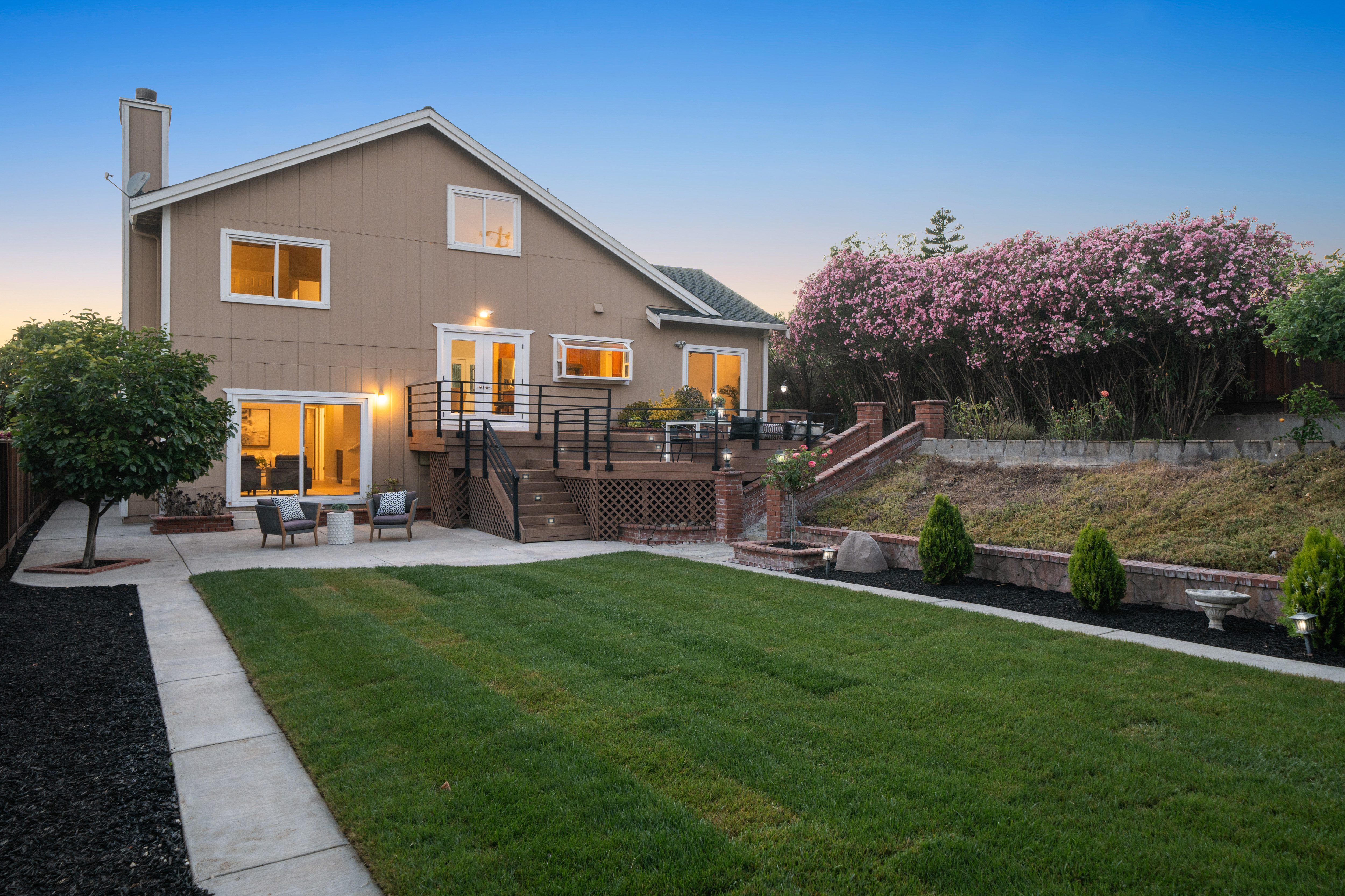 174 Knightshaven Way 