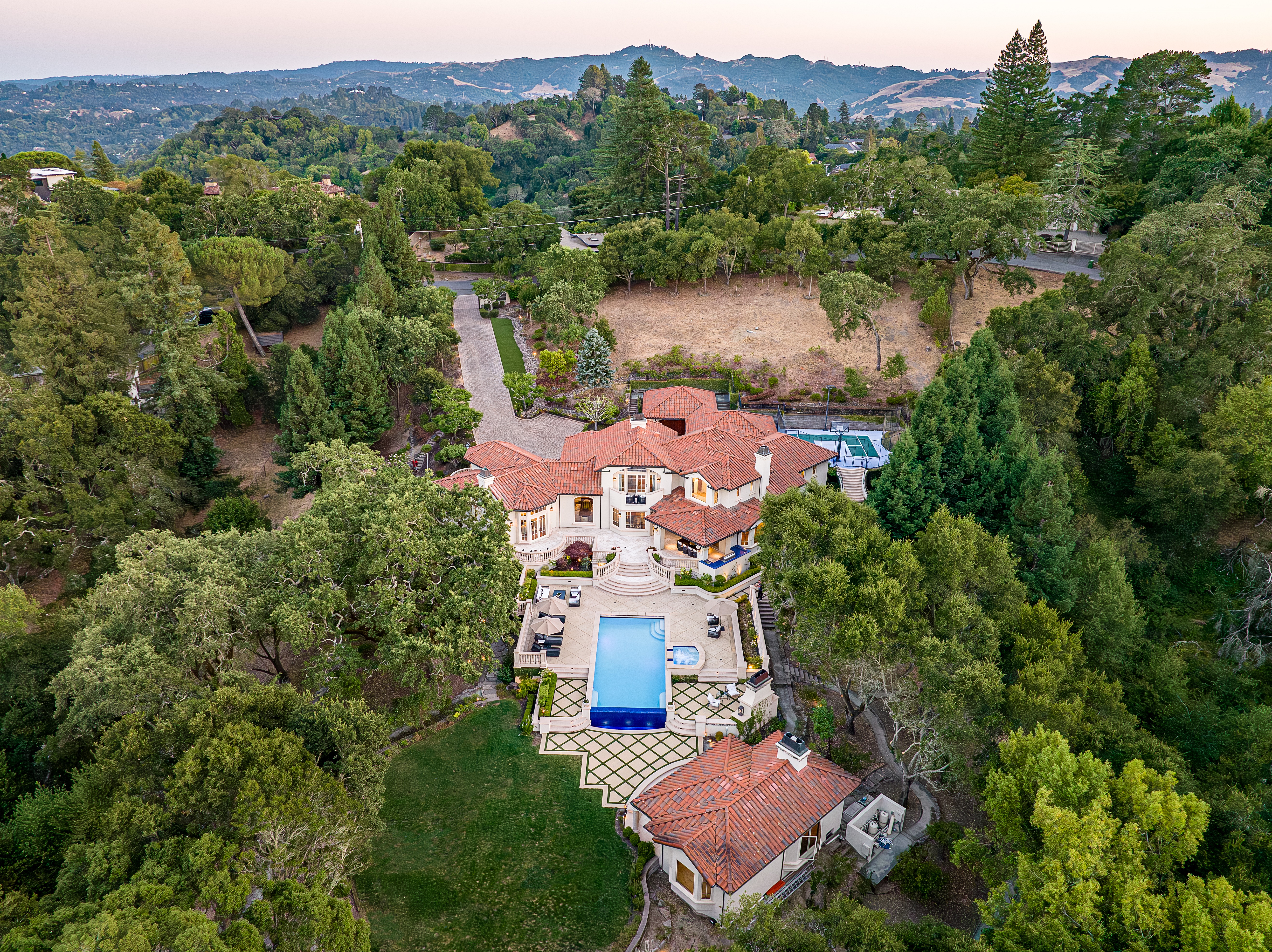 4200 Canyon Road 